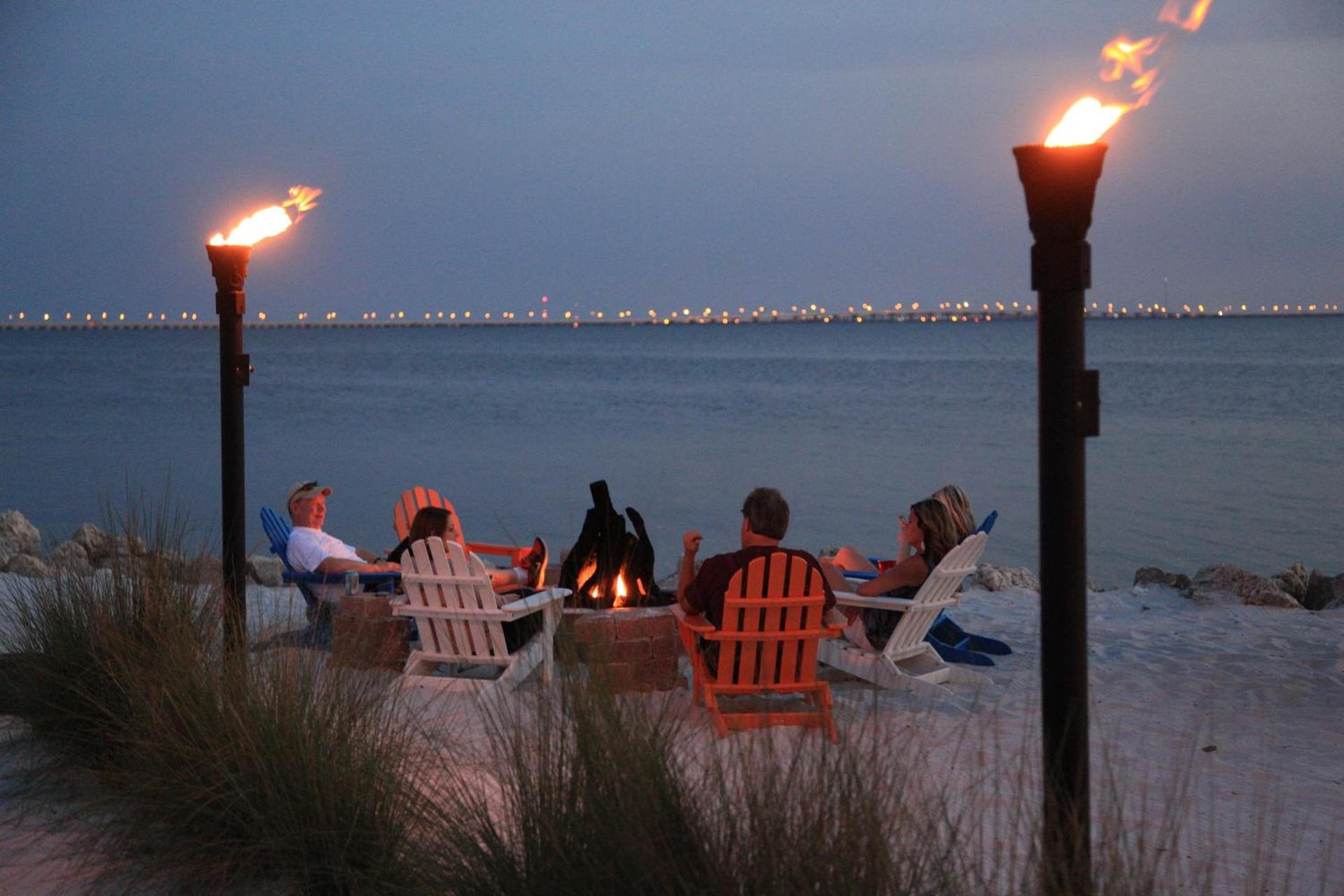 Sailport Waterfront Suites photo 37