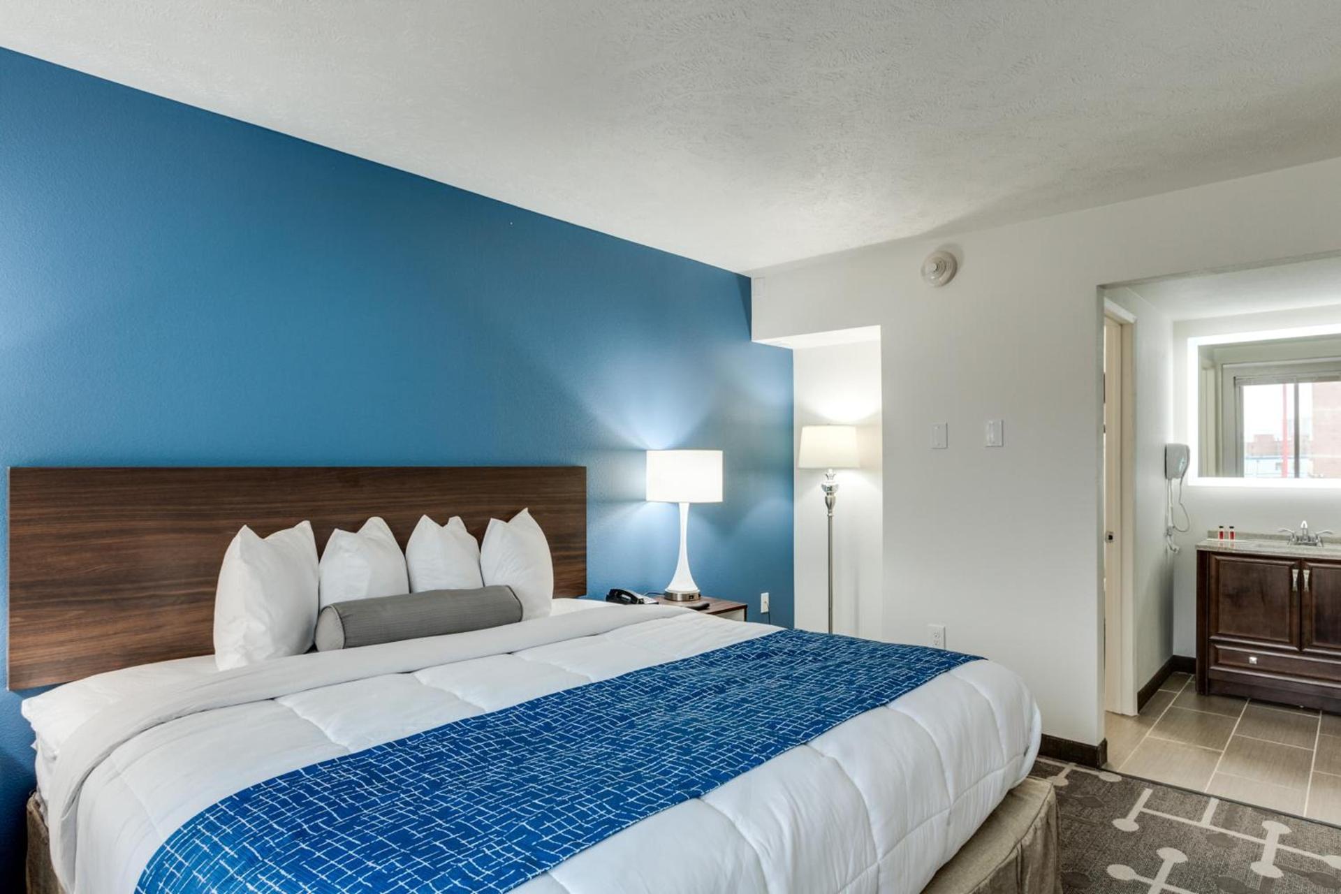Baymont by Wyndham Spokane photo 25
