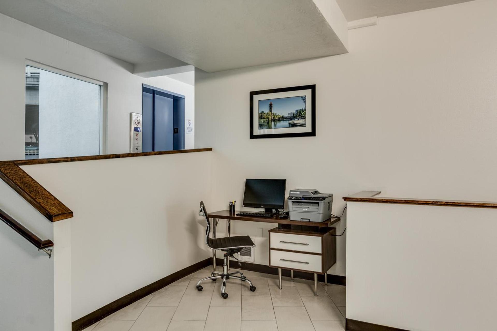 Baymont by Wyndham Spokane photo 15