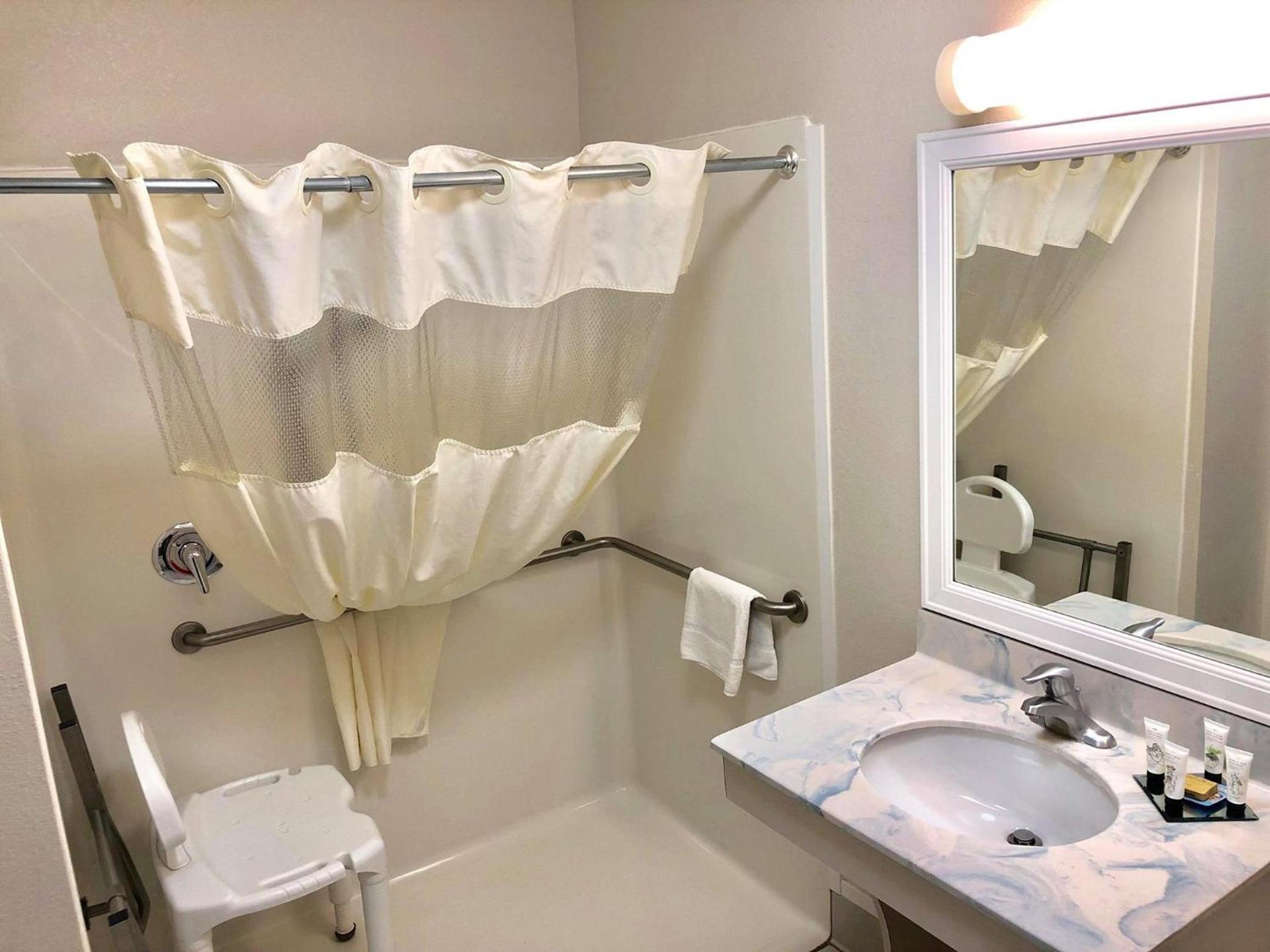 SureStay Plus Hotel by Best Western Billings photo 67