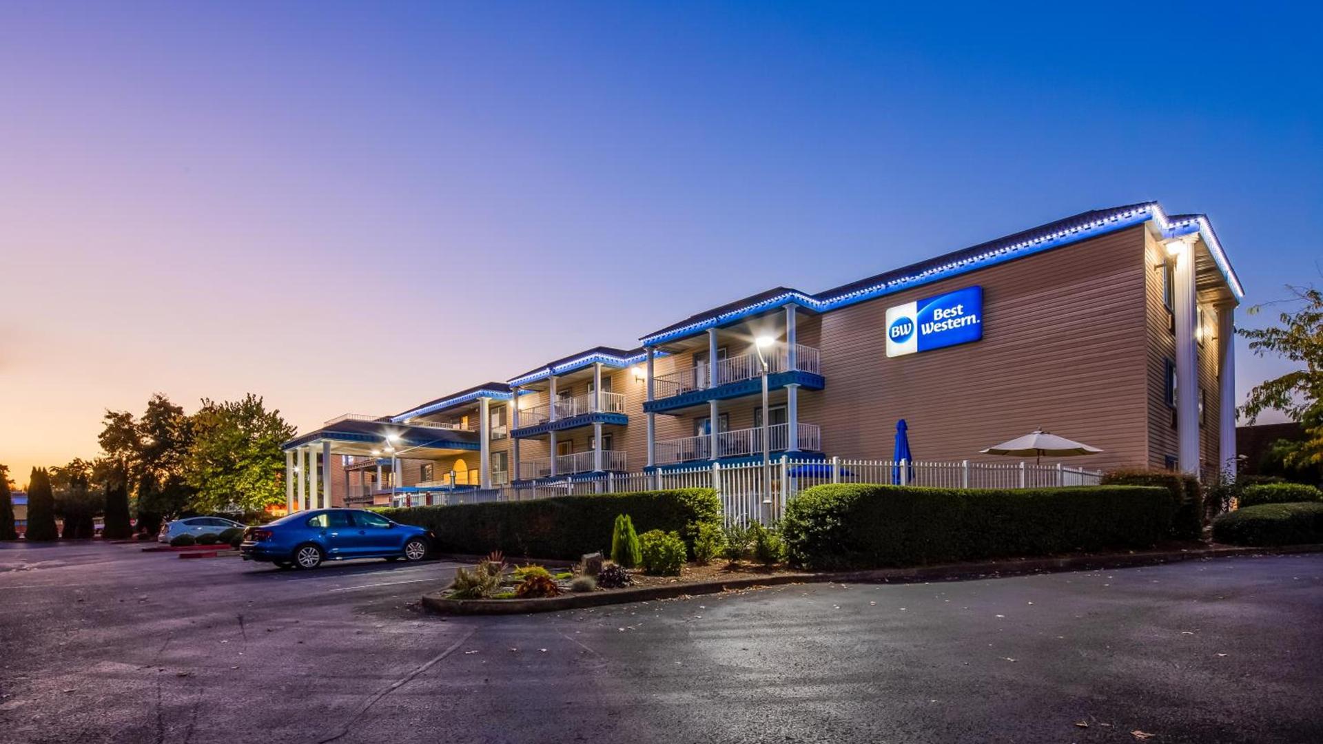 Best Western Corvallis photo 36
