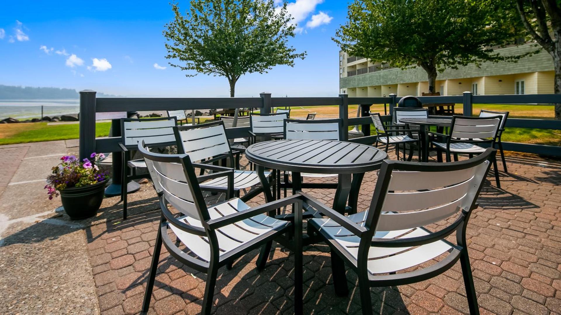 Best Western Plus Silverdale Beach Hotel photo 48