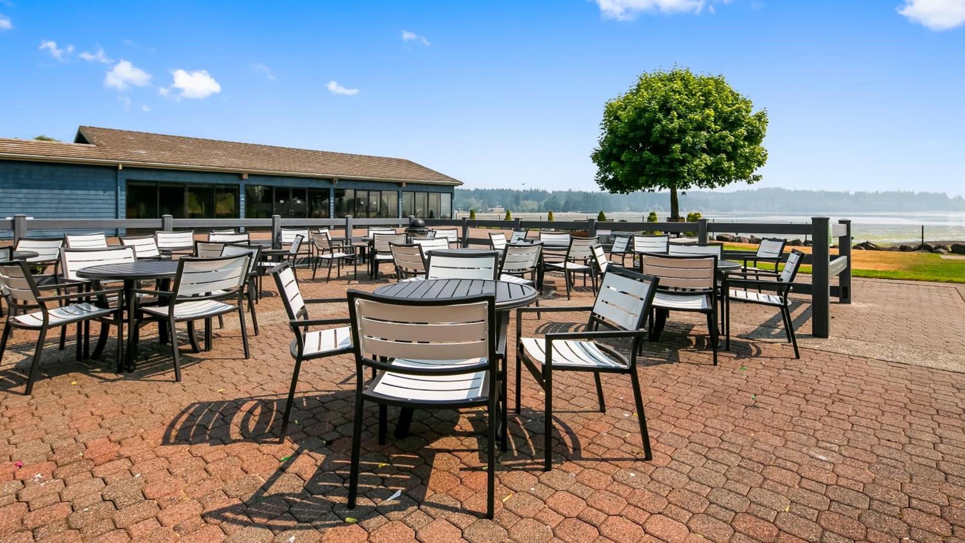 Best Western Plus Silverdale Beach Hotel photo 49