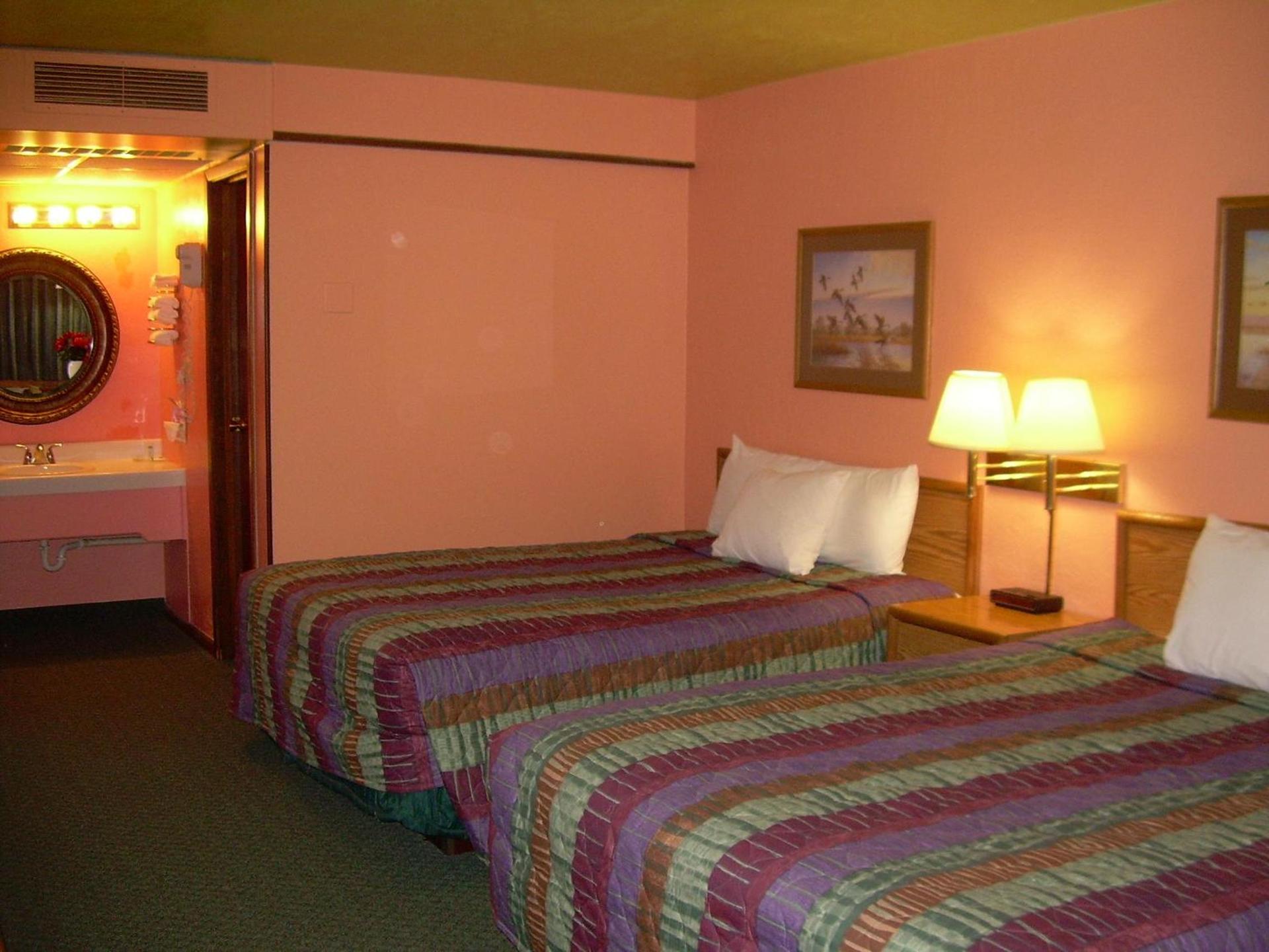 83 motel photo 5