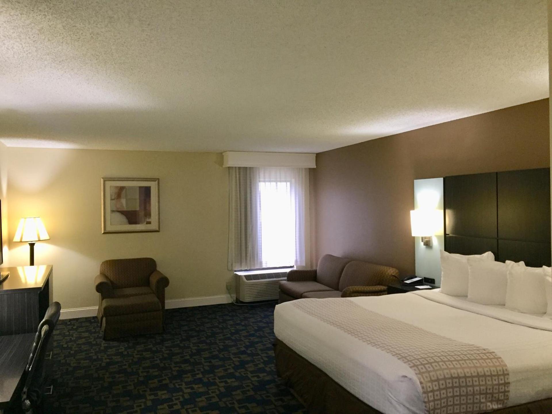 Quality Inn Jacksonville - Orange Park near Naval Air Station photo 11