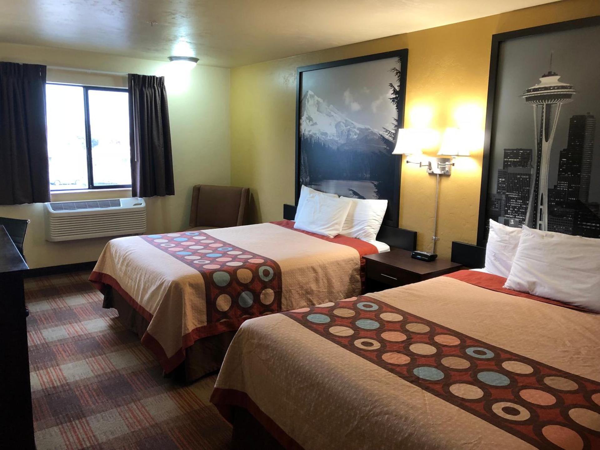 Super 8 by Wyndham Kennewick photo 10