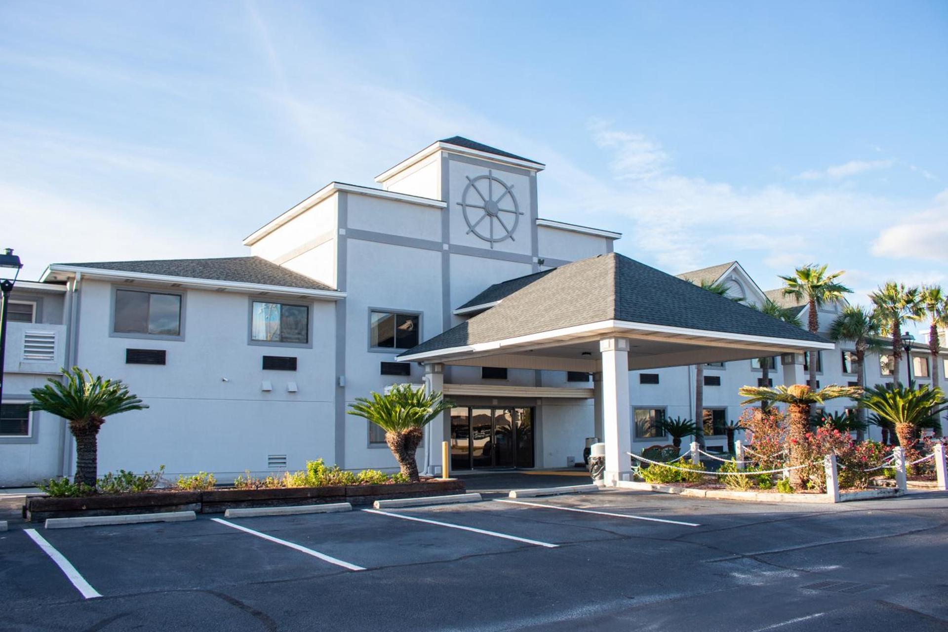 Admiral's Inn on Tybee Island photo 26