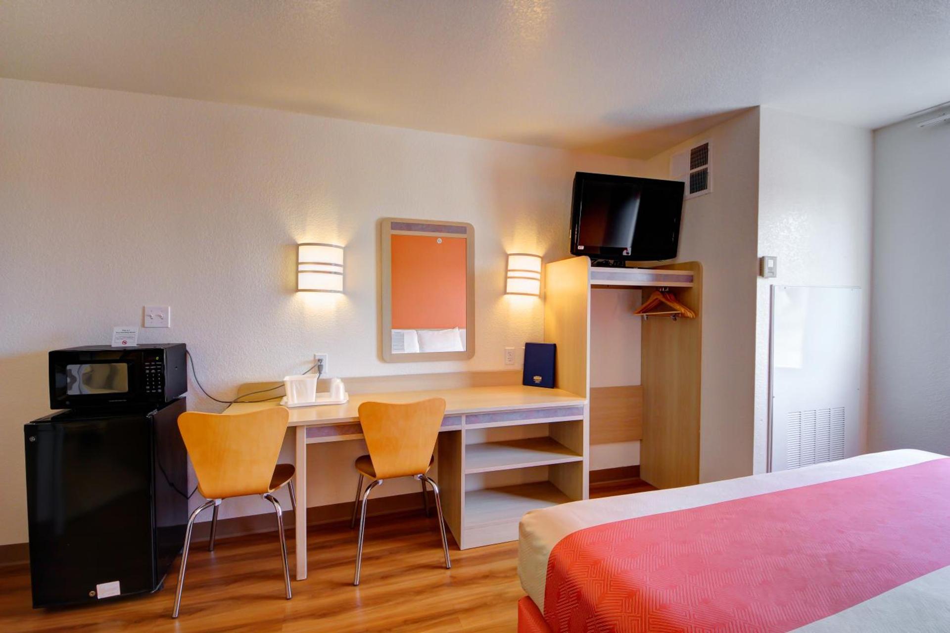 Motel 6-El Reno, OK photo 12