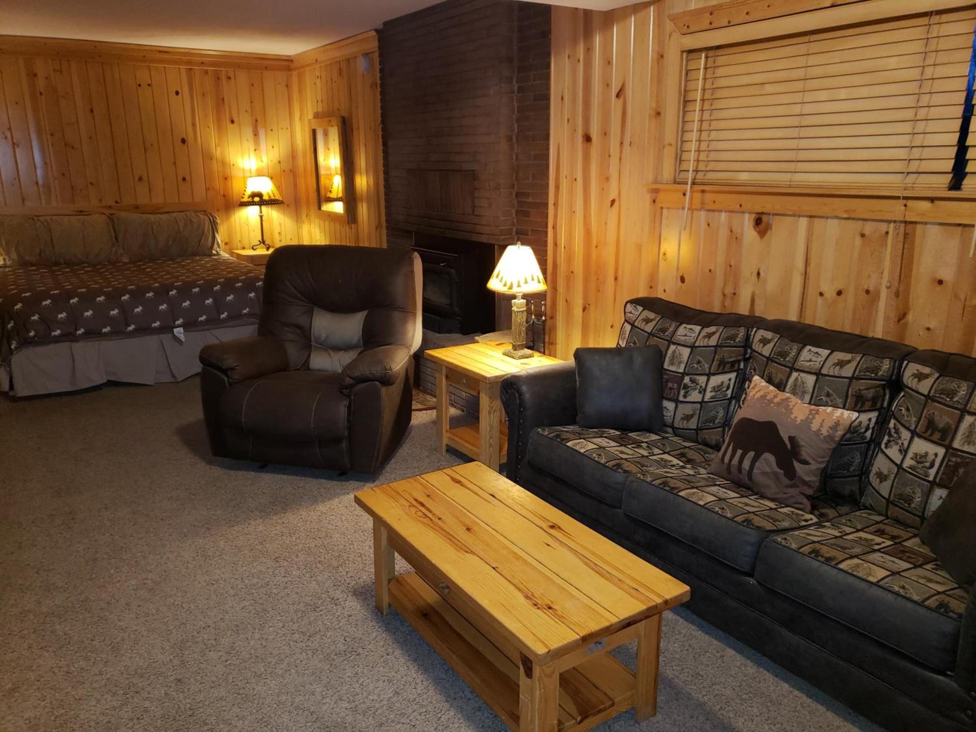 Willard Munger Inn photo 45