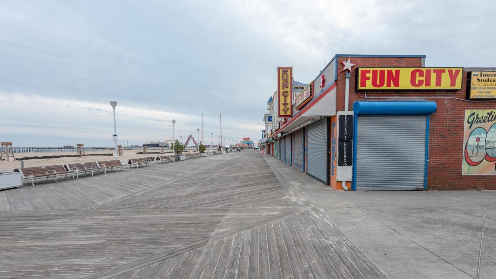 Boardwalk One photo 18