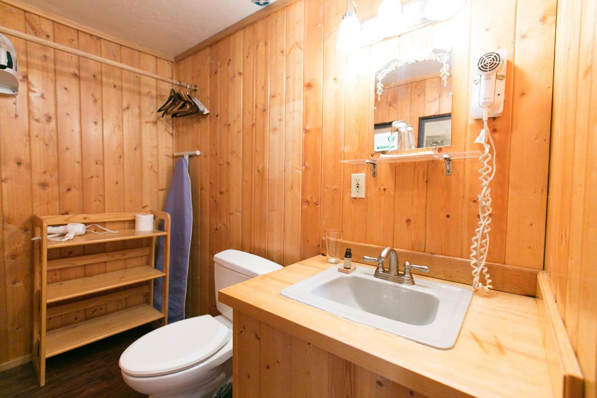 Silver Fork Lodge & Restaurant photo 14