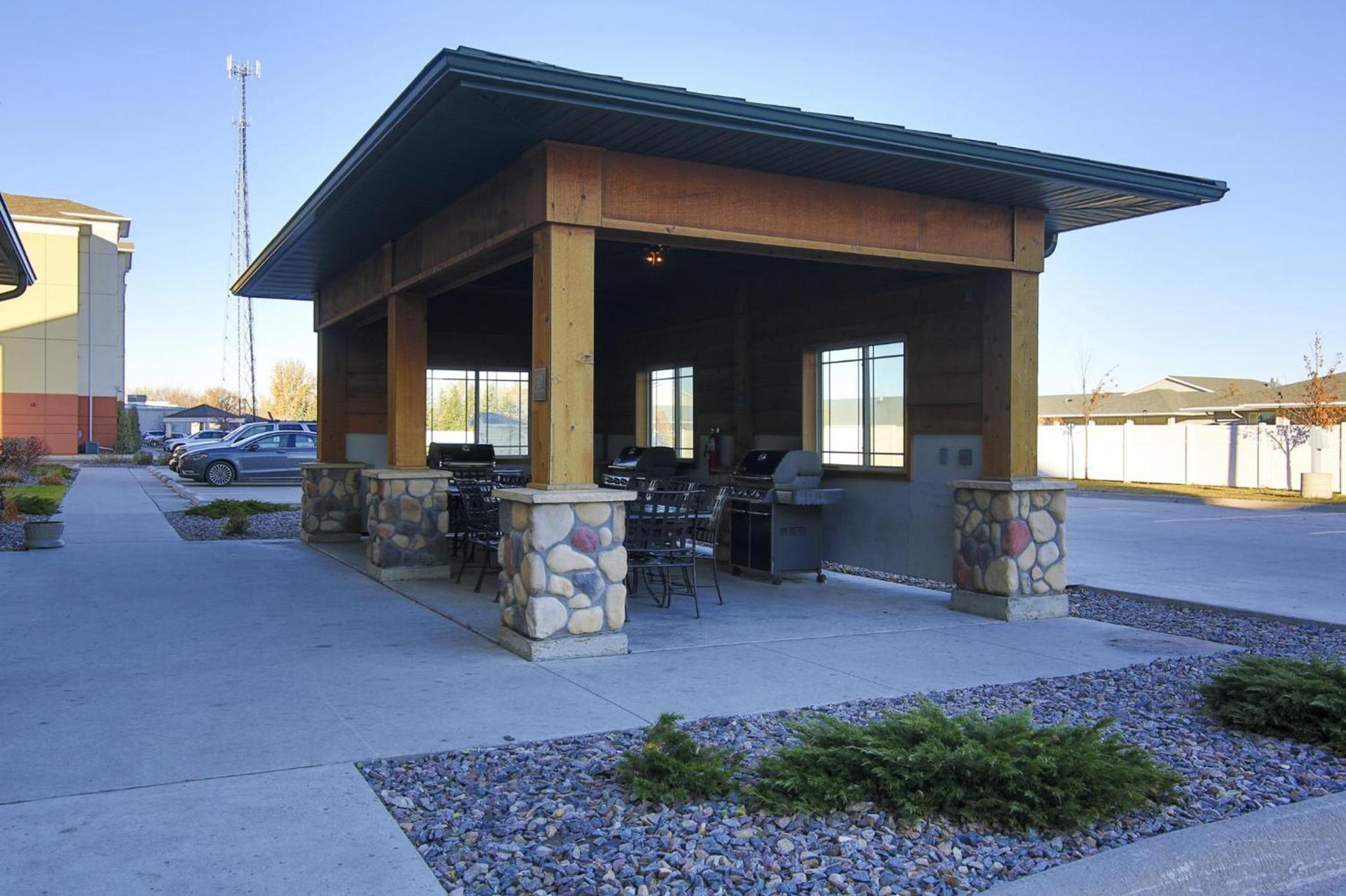 TownePlace Suites by Marriott Minot photo 14
