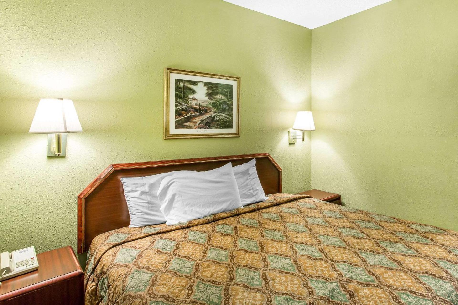 Rodeway Inn & Suites Smyrna - Nashville Area photo 24