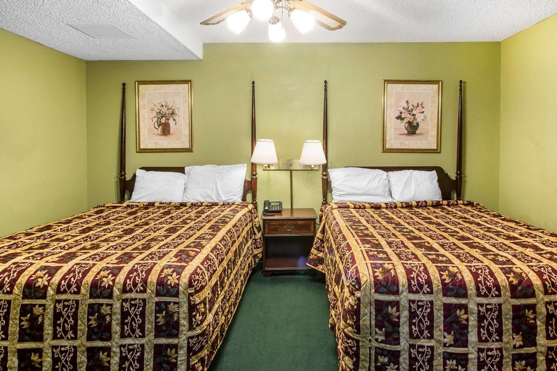 Rodeway Inn & Suites Smyrna - Nashville Area photo 26