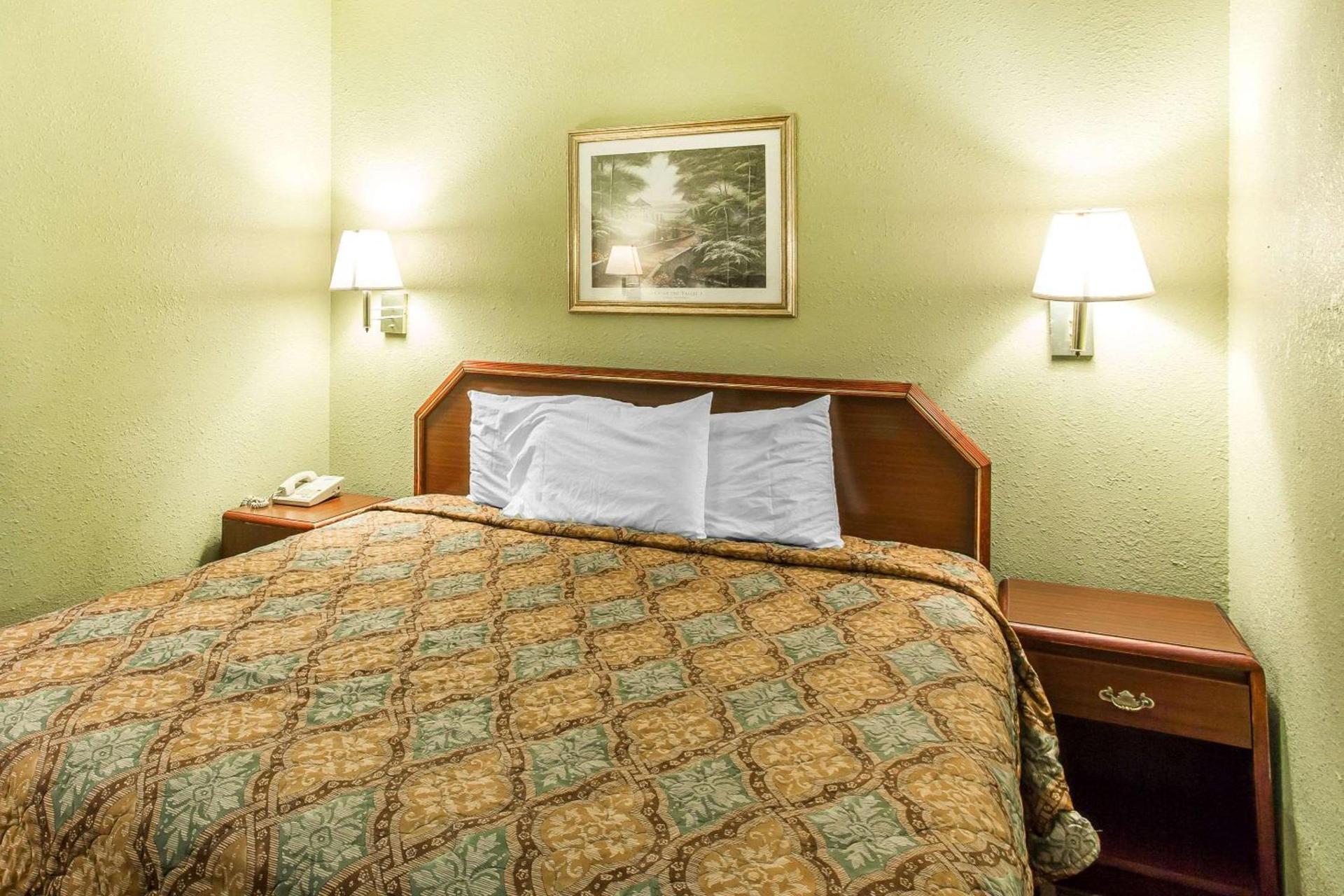 Rodeway Inn & Suites Smyrna - Nashville Area photo 29