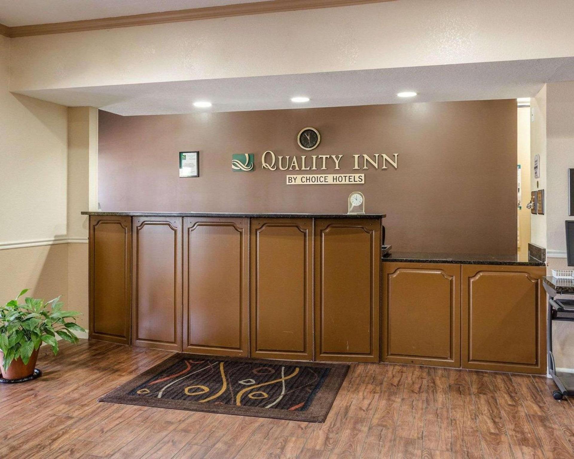 Quality Inn West Memphis I-40 photo 28