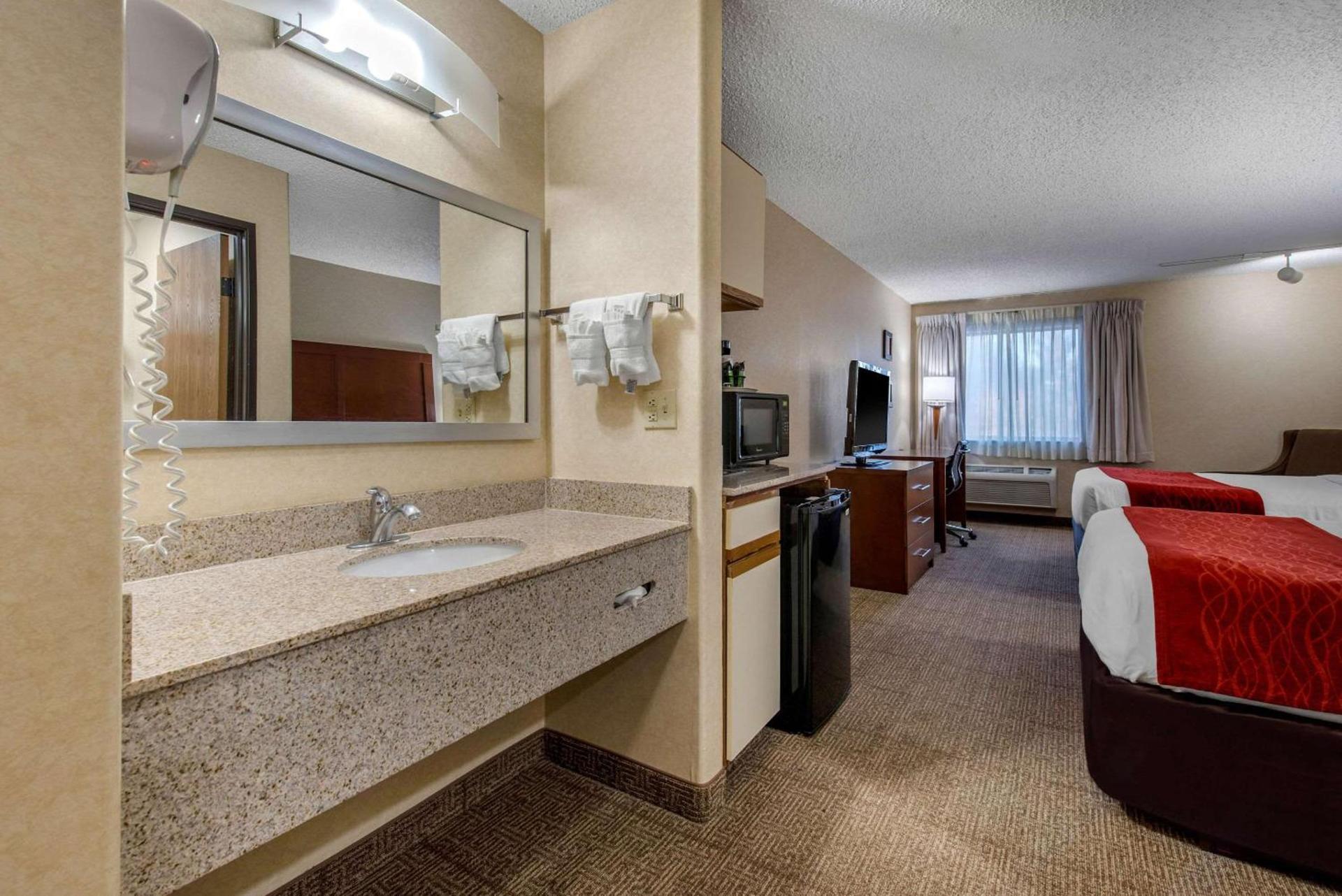 Comfort Inn Denver Southeast Area photo 9