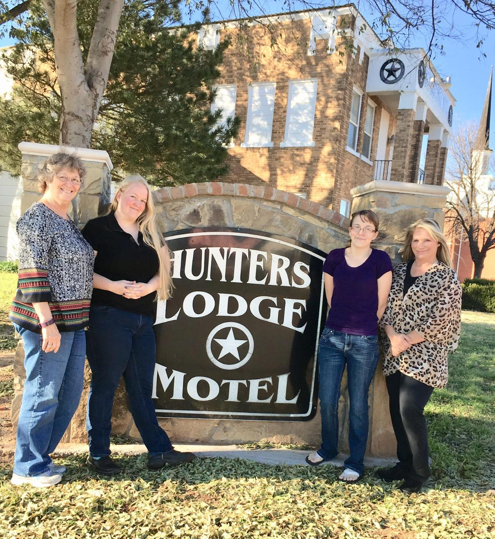 Hunters Lodge Motel photo 5