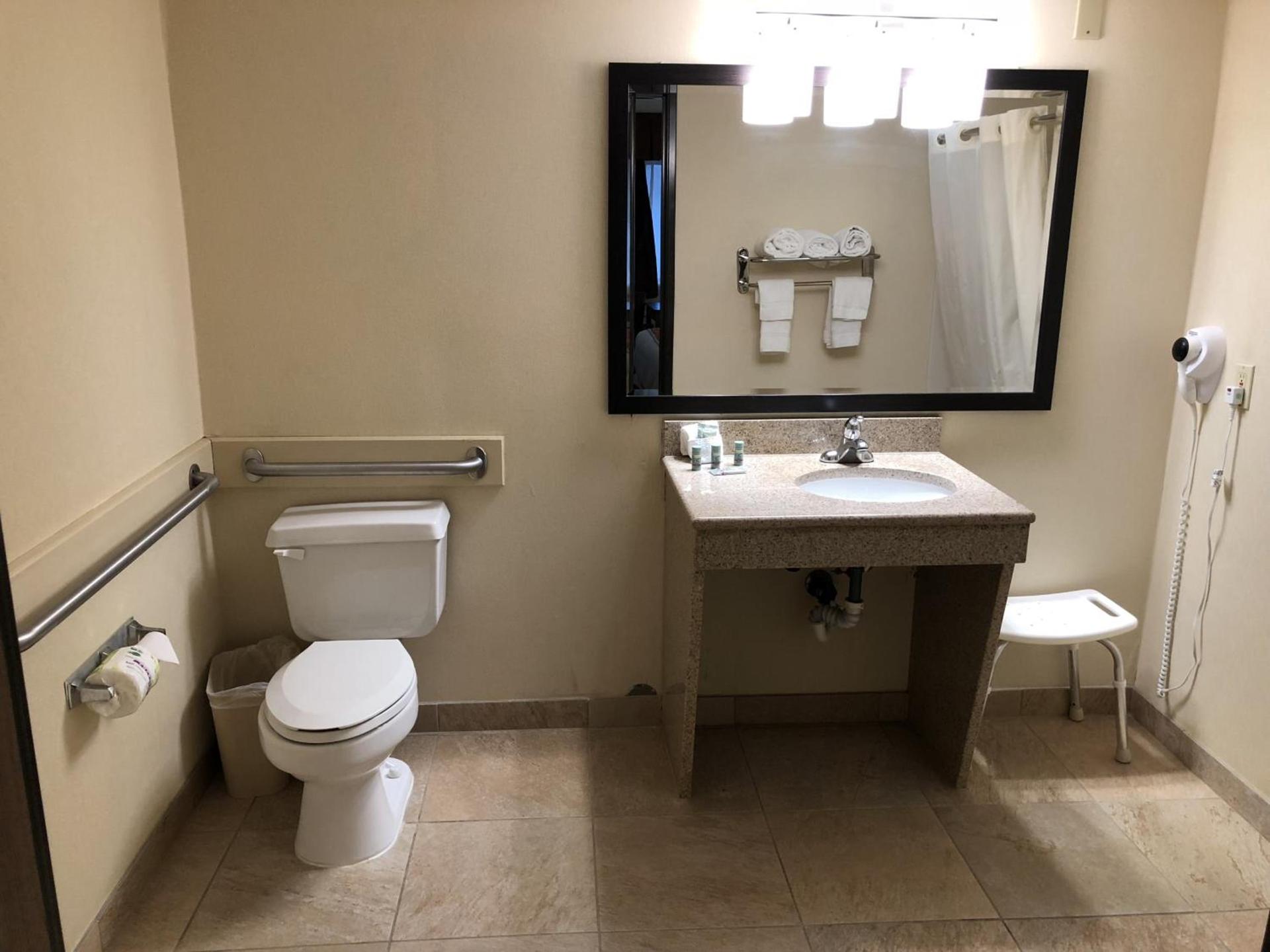 MHO INN and SUITES photo 15