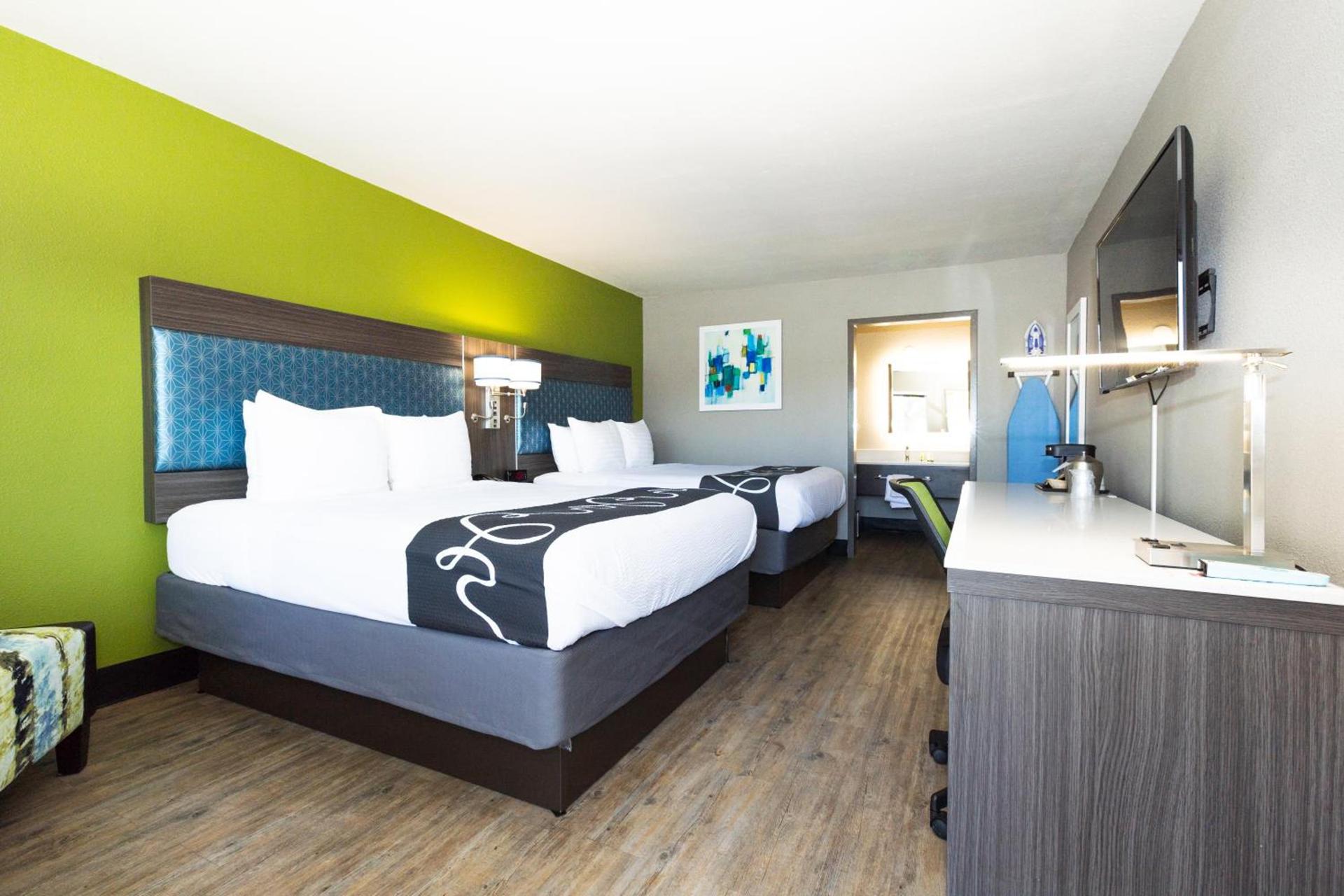 SureStay Plus Hotel by Best Western Point Richmond photo 16