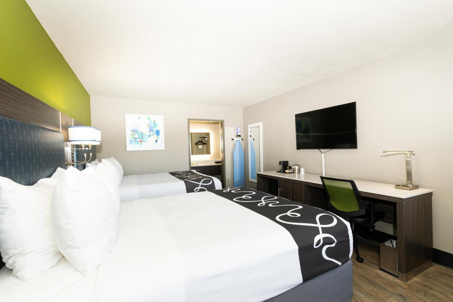 SureStay Plus Hotel by Best Western Point Richmond photo 23