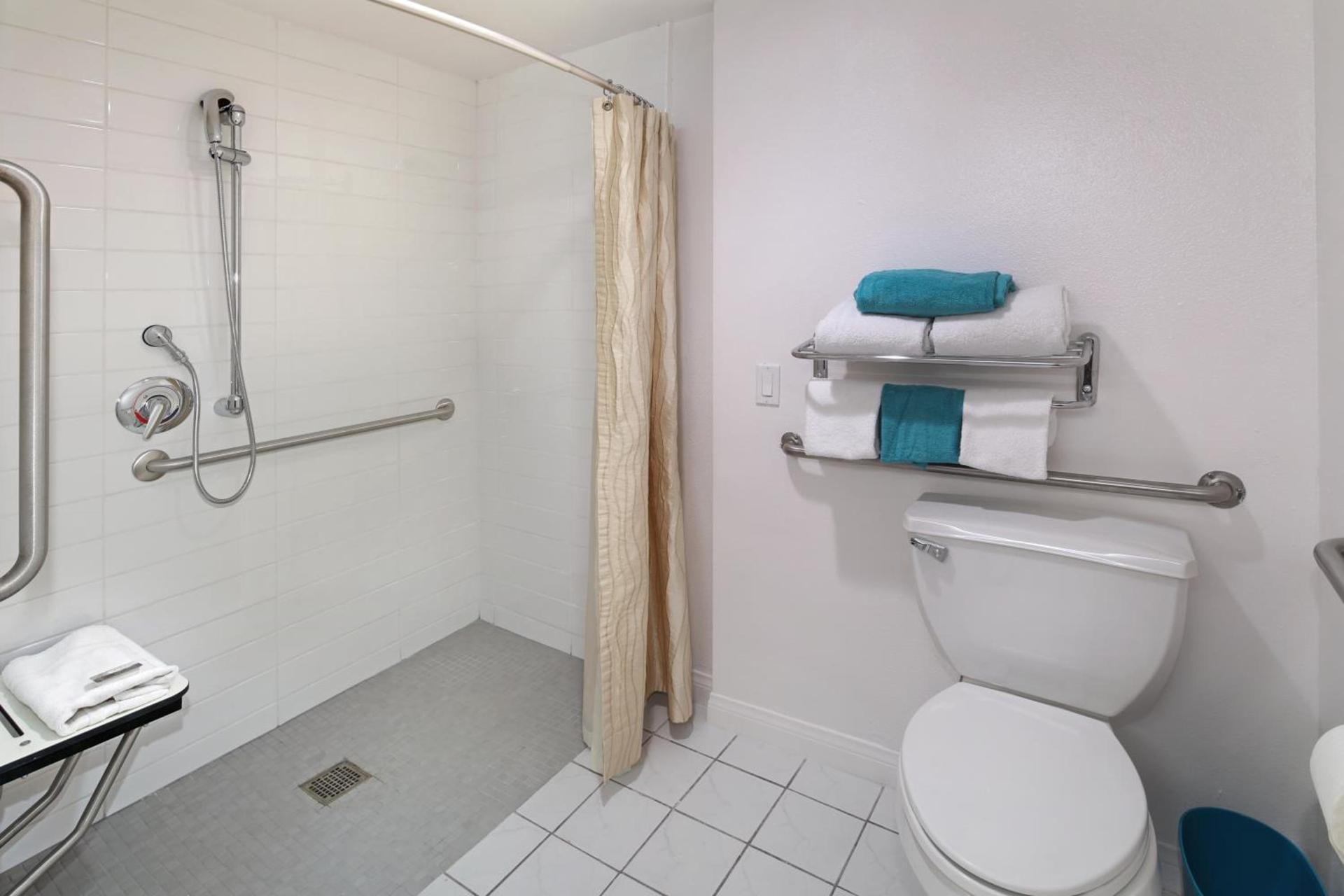 Anaheim Hotel photo 17