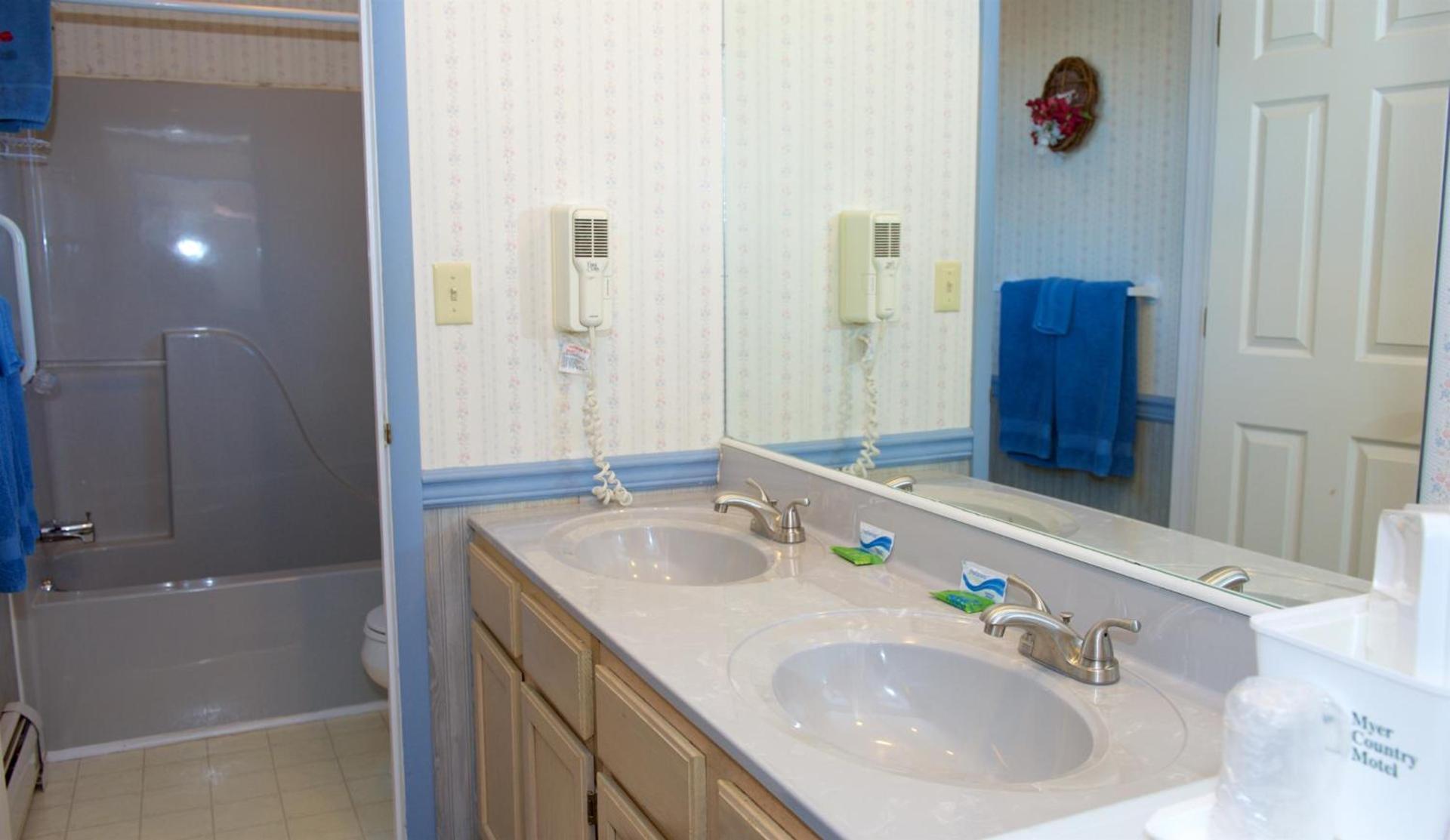 Myer Country Motel photo 19