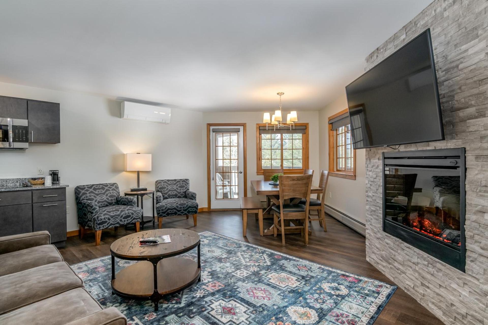 Grey Fox Inn photo 6