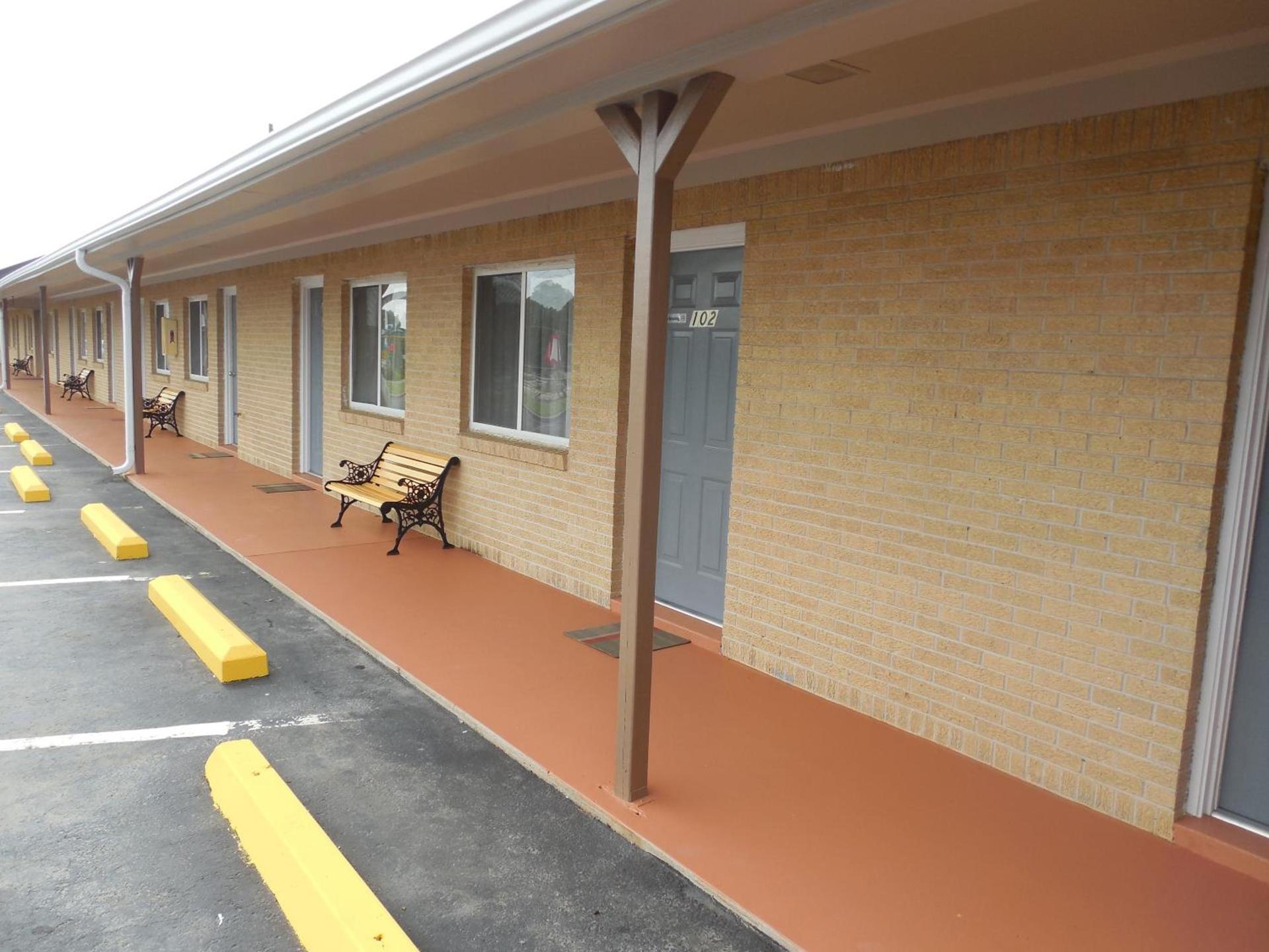 River Heights Motel photo 1