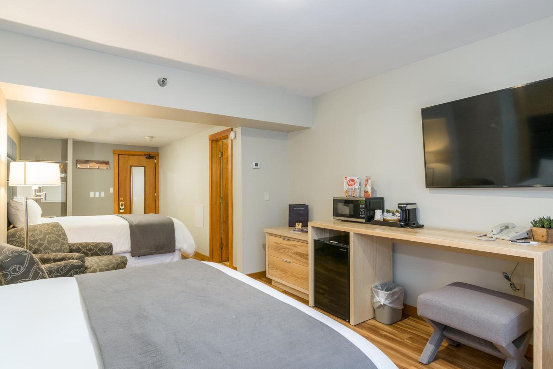 Grey Fox Inn photo 45