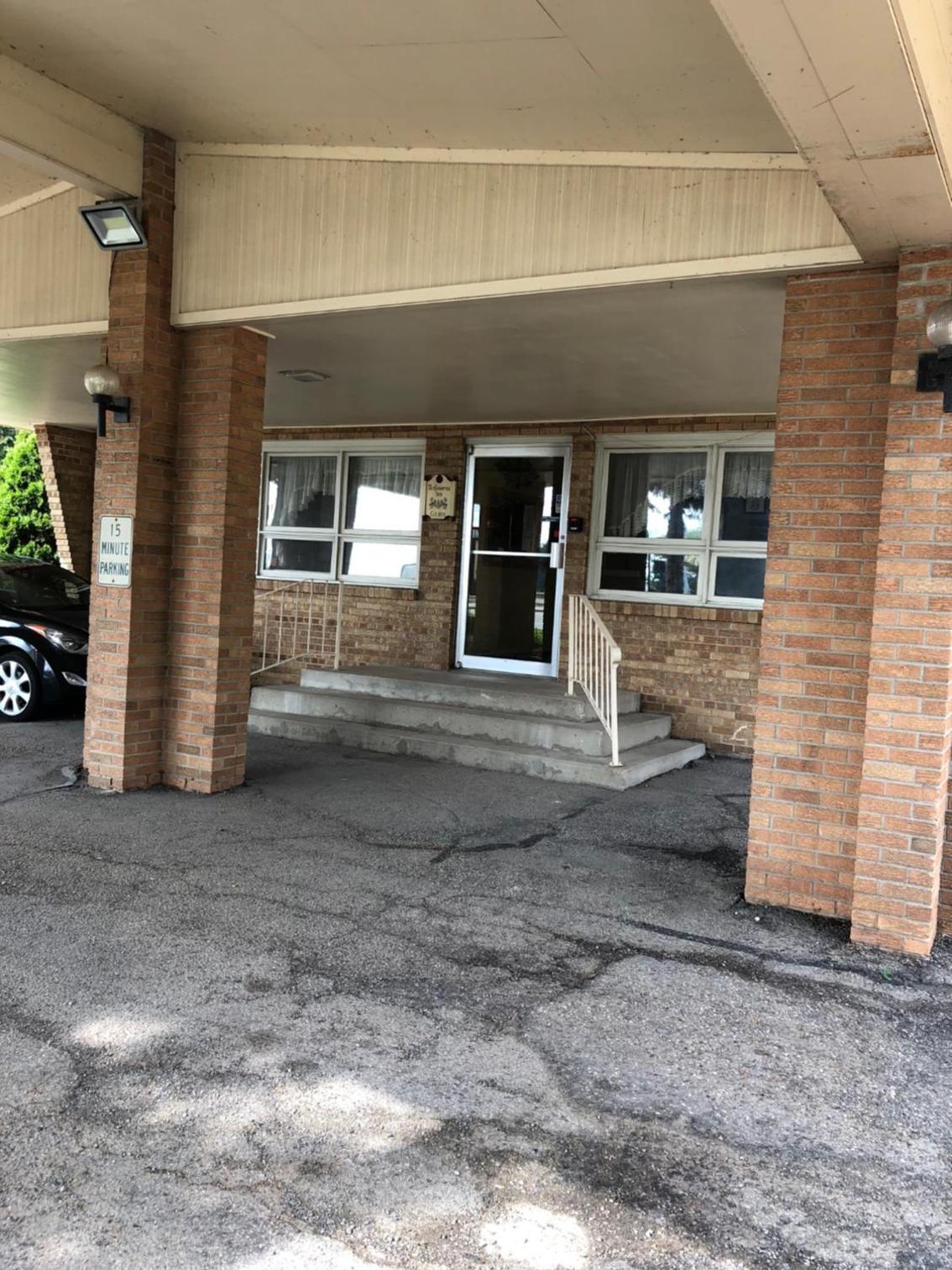 Valued Stay Sun Prairie photo 12