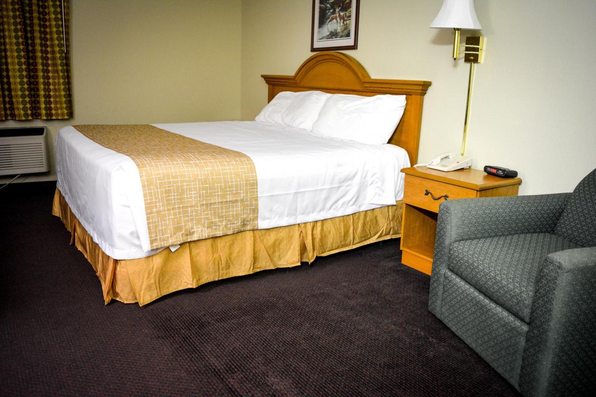 Travelodge by Wyndham St. Louis photo 20