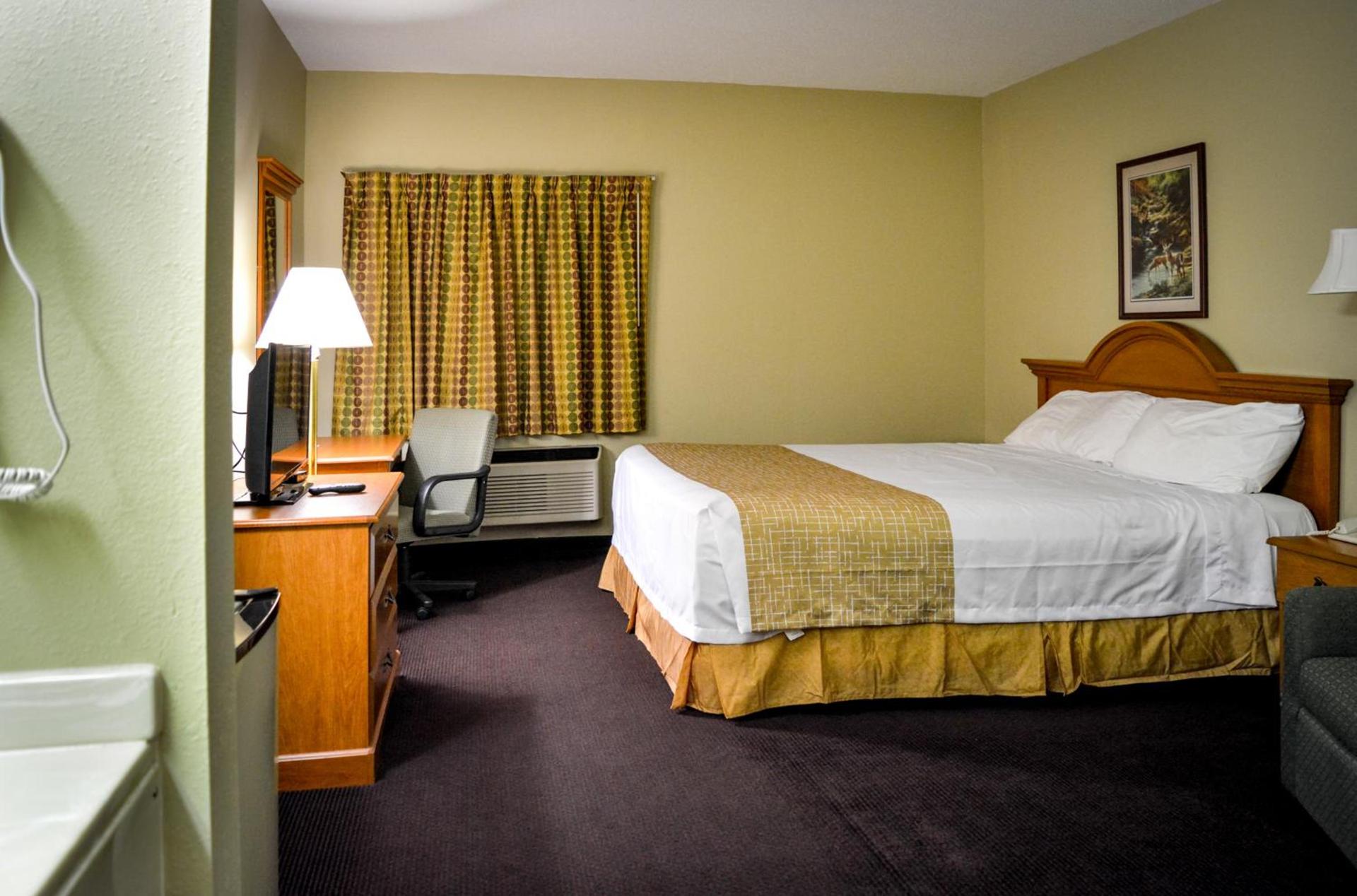 Travelodge by Wyndham St. Louis photo 25