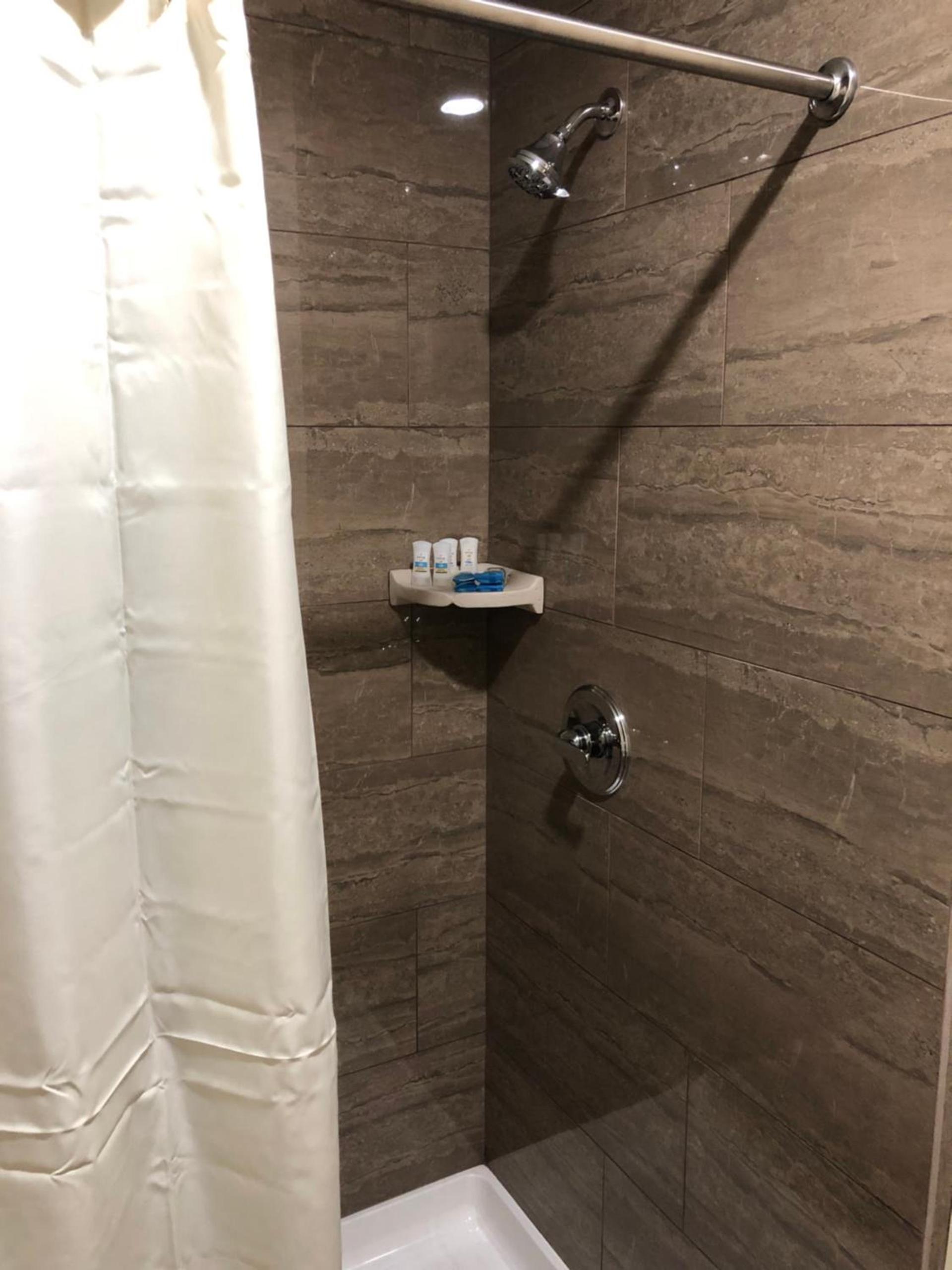 24 Hours Motel photo 18