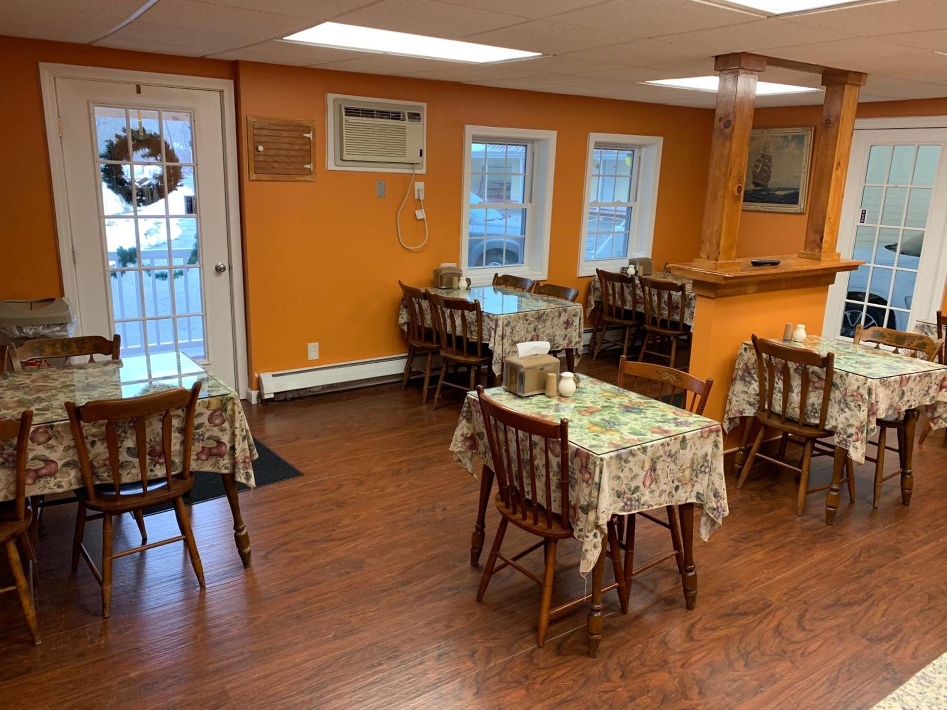 Four Winds Country Motel photo 30