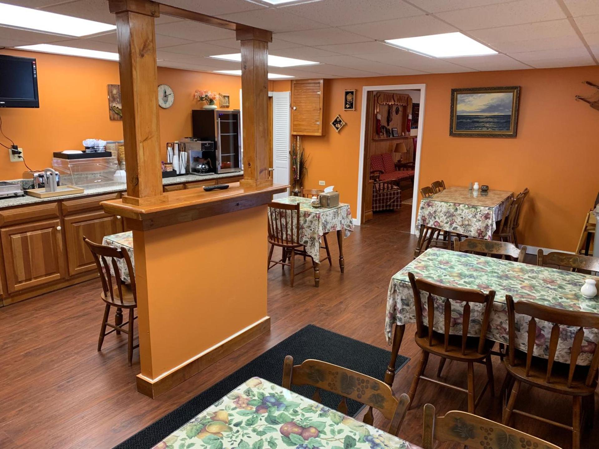 Four Winds Country Motel photo 29