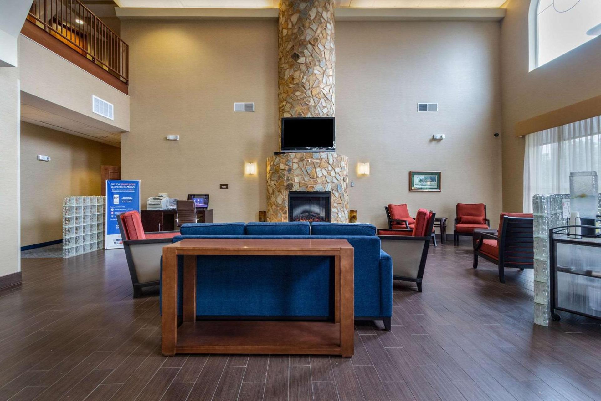 Comfort Suites Near Gettysburg Battlefield Visitor Center photo 10