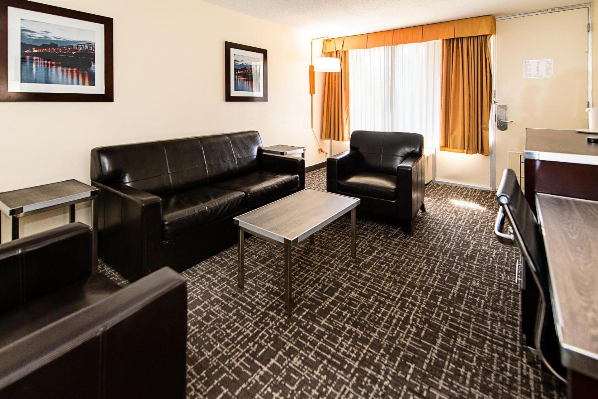 New Hope Inn & Suites photo 45