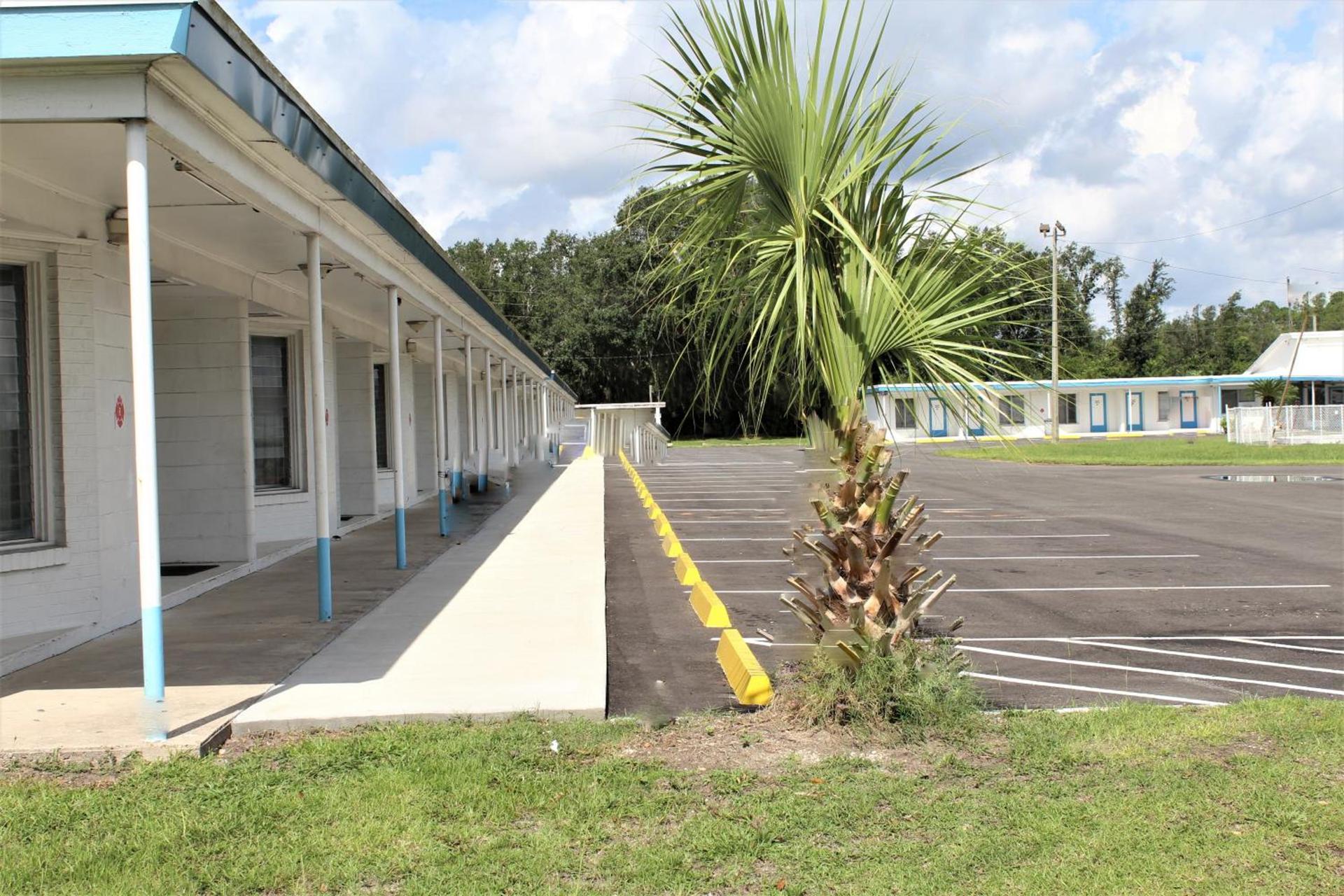 Royal Inn Motel photo 12