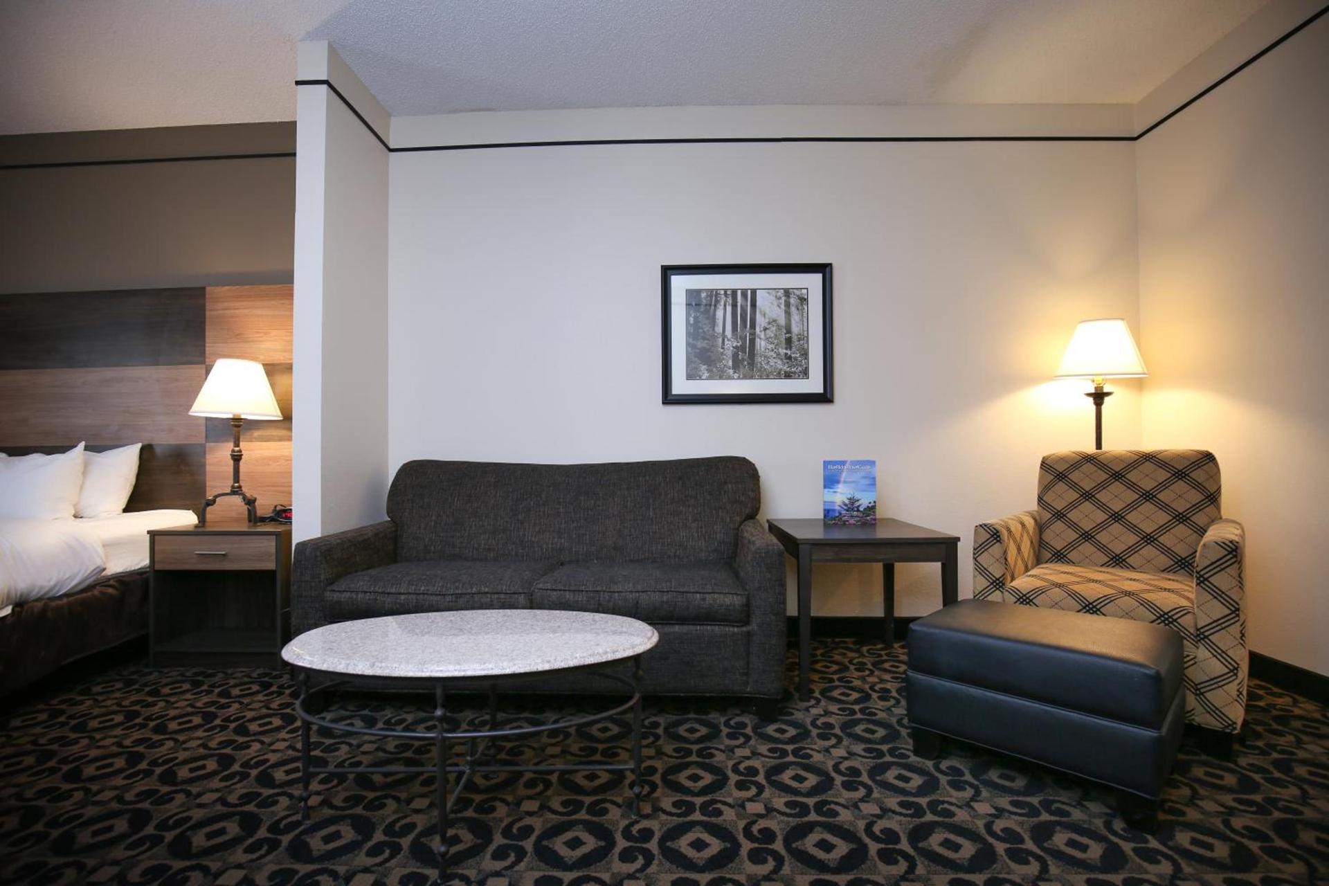 Quality Inn & Suites Boone - University Area photo 9