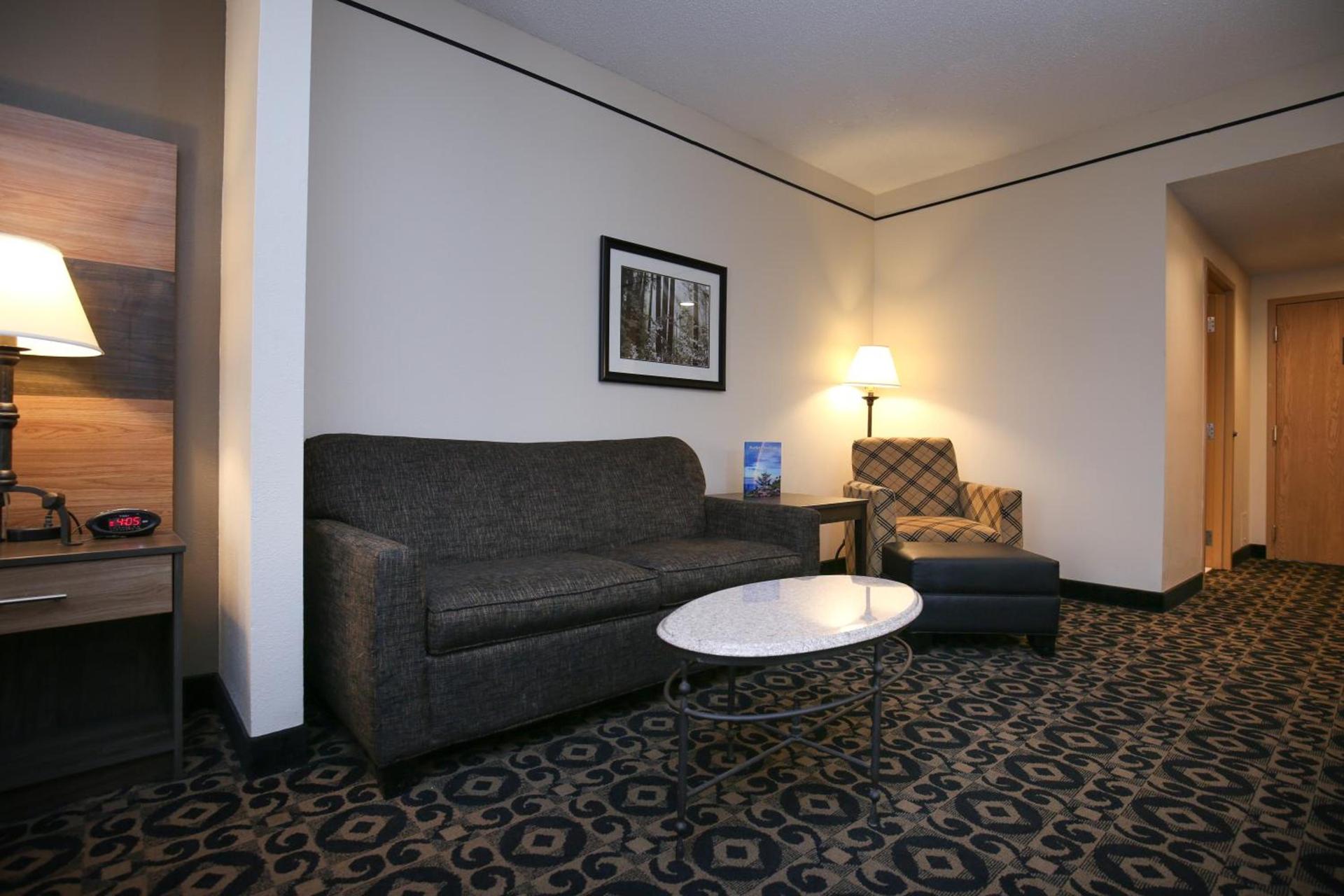 Quality Inn & Suites Boone - University Area photo 11