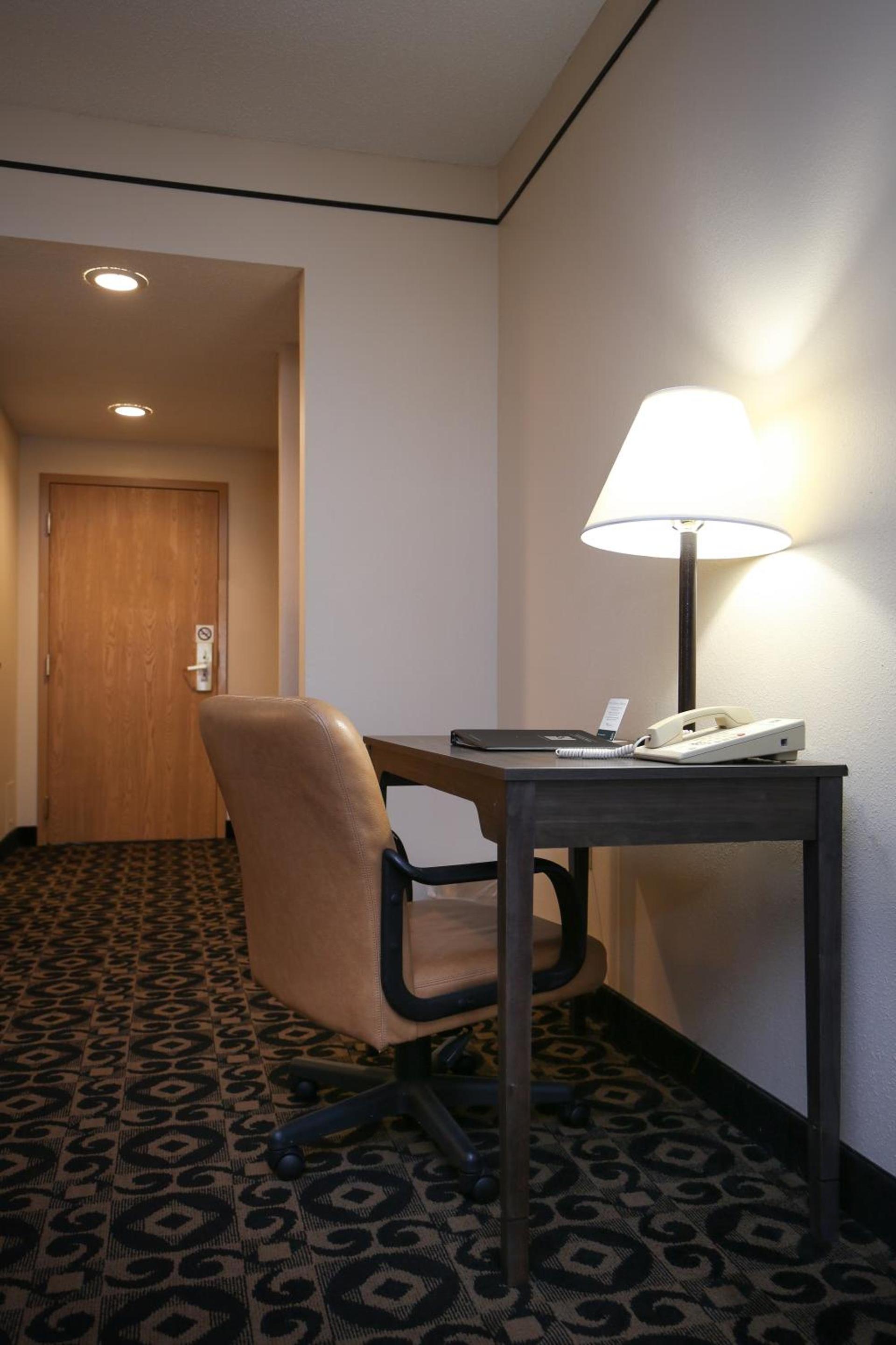 Quality Inn & Suites Boone - University Area photo 12