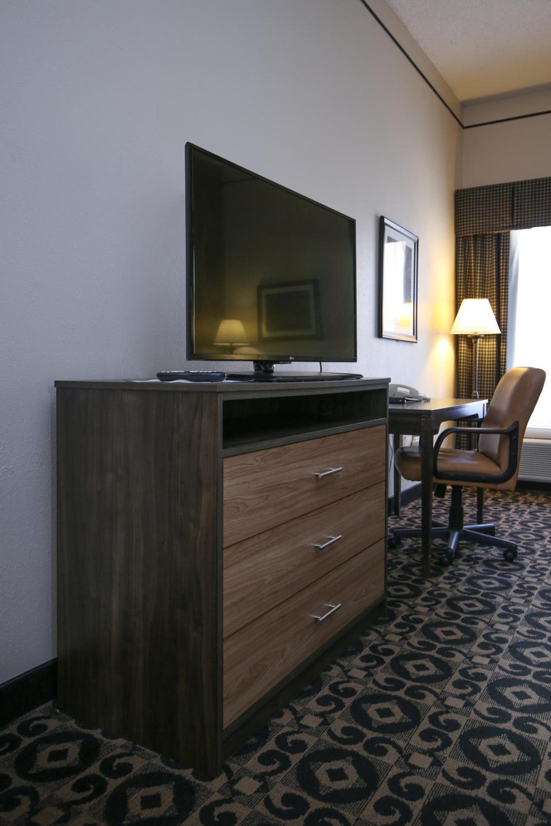 Quality Inn & Suites Boone - University Area photo 22