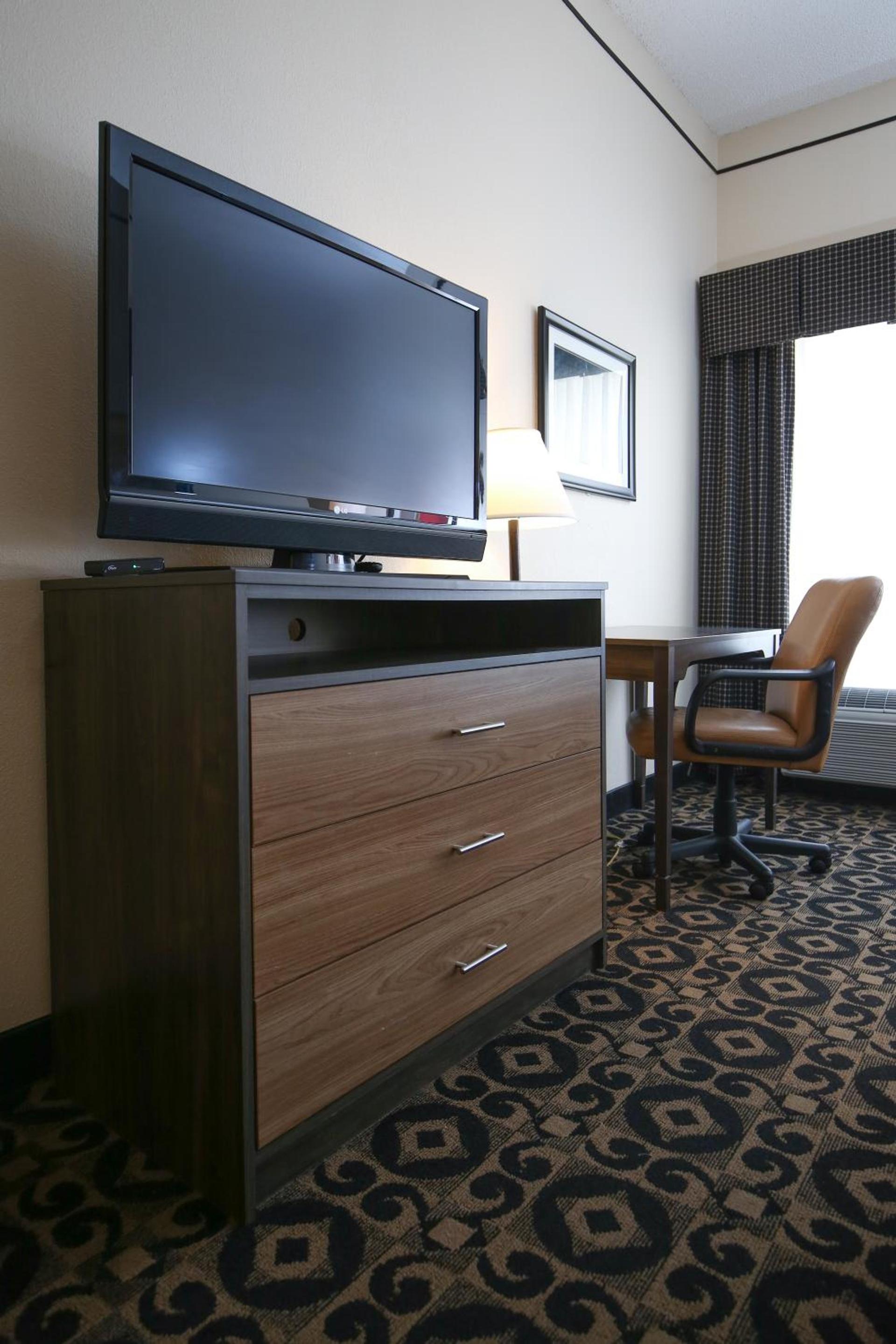 Quality Inn & Suites Boone - University Area photo 30