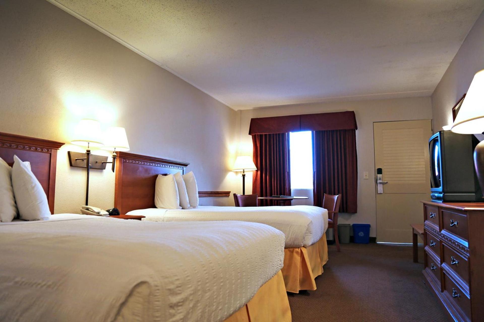 Atlantis Inn photo 9