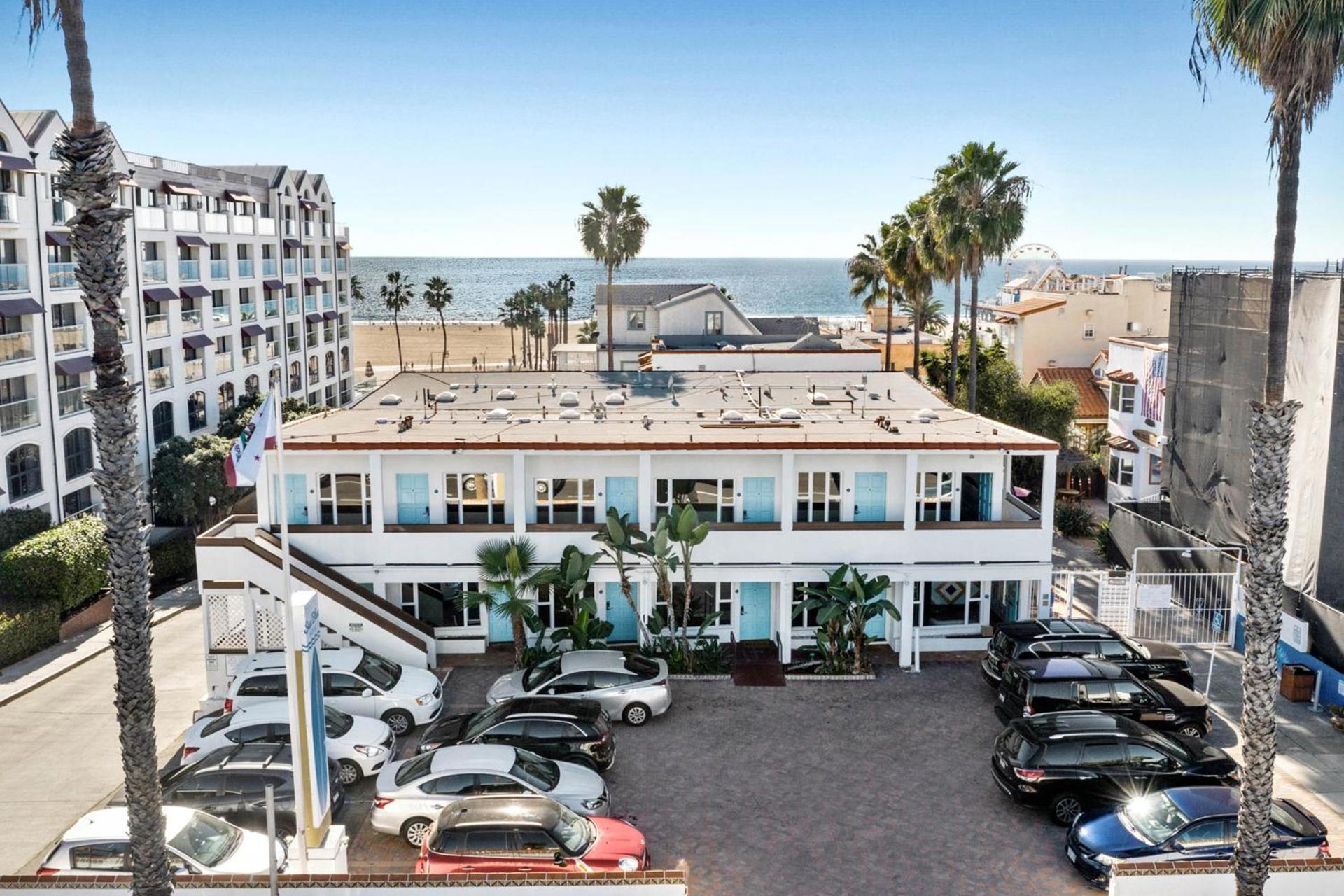 Sea Blue Hotel photo 3