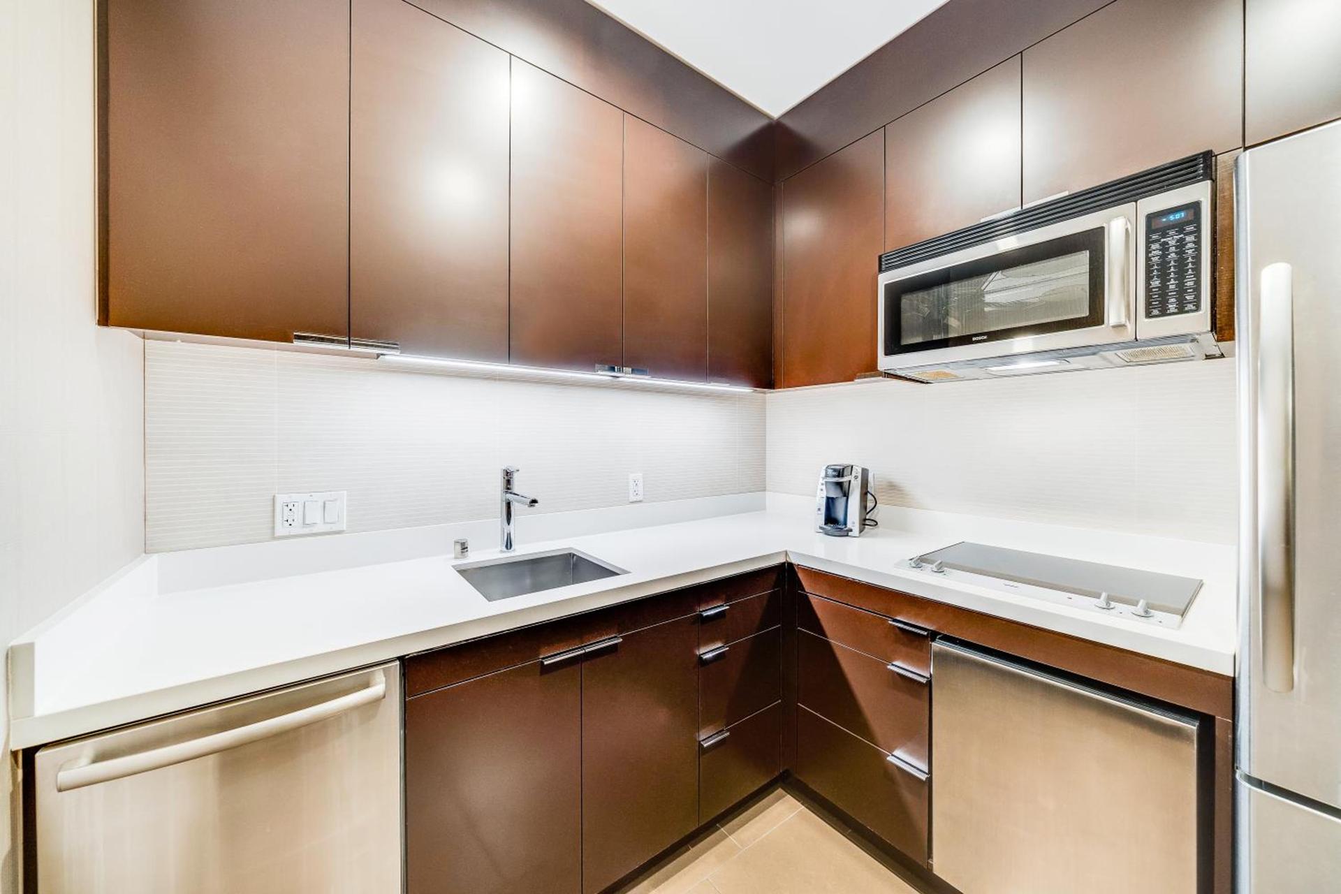 Jet Luxury at The Vdara photo 26