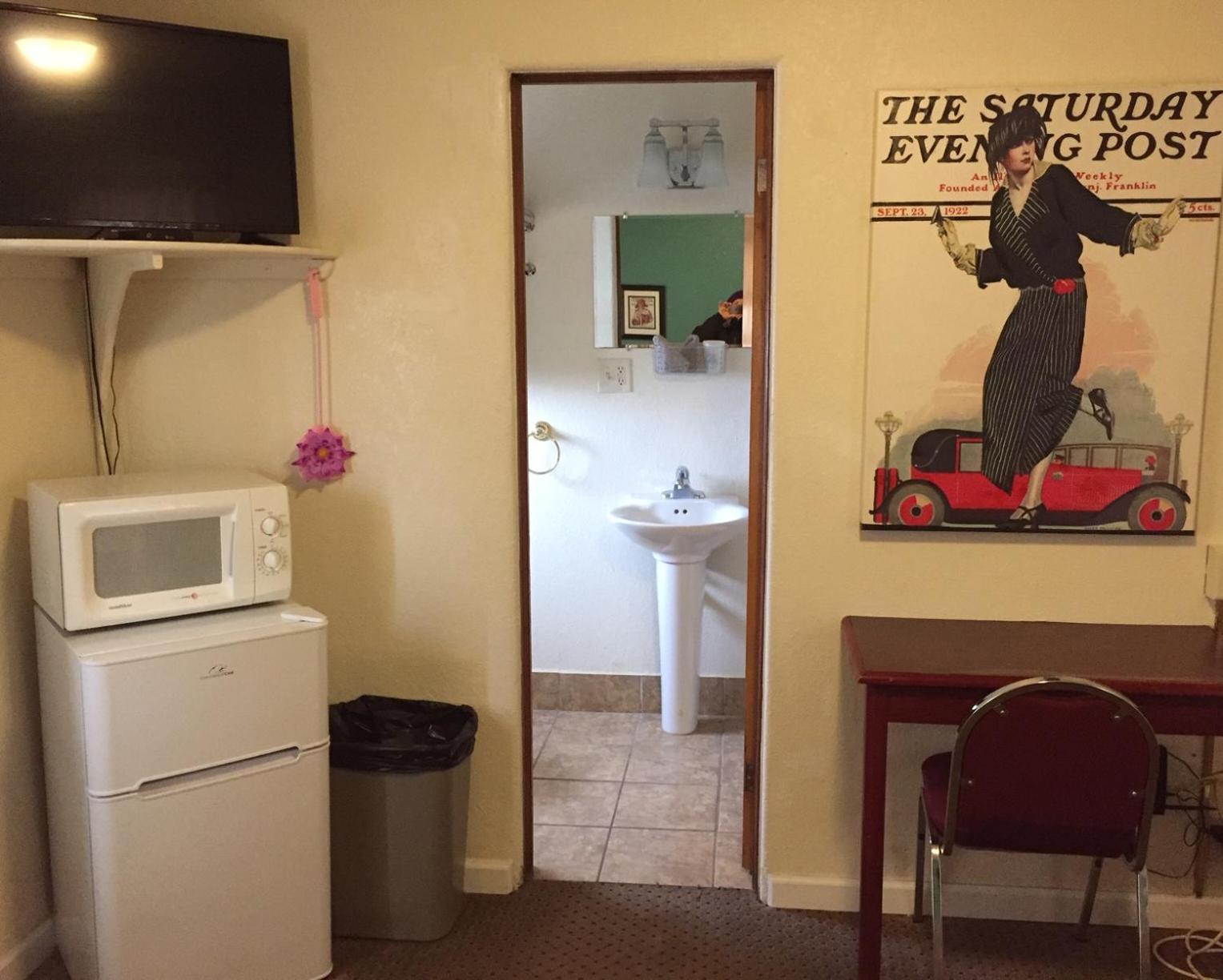 Highland Court Motel photo 41