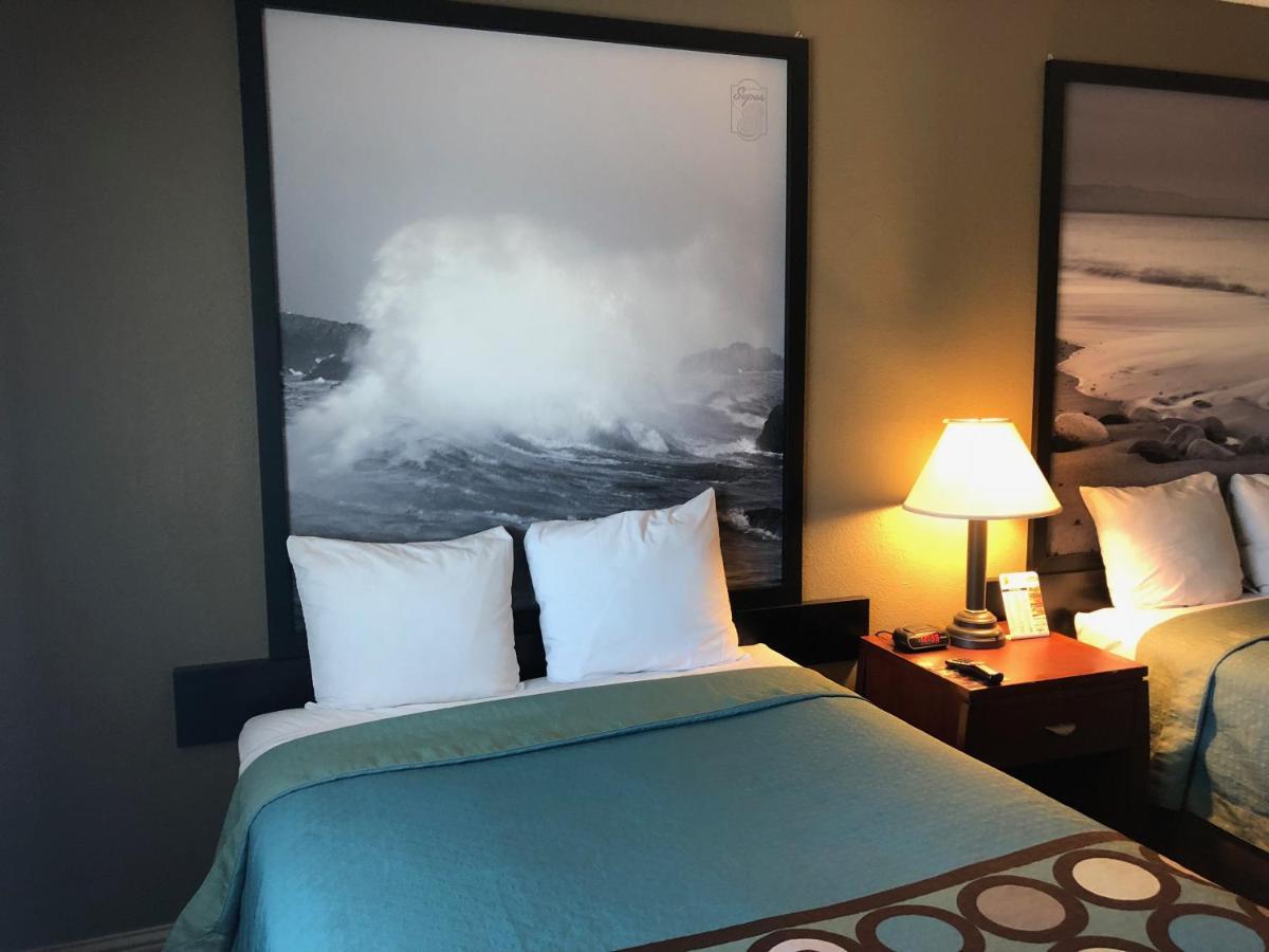 Super 8 by Wyndham Sacramento photo 29