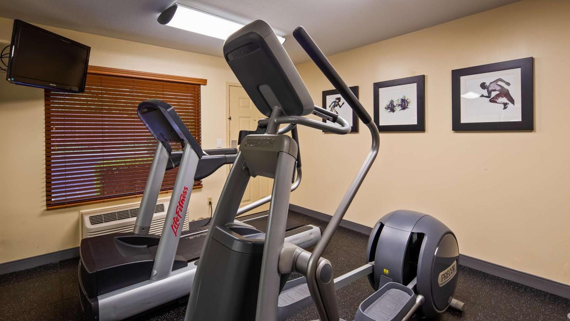 Best Western Shenandoah Inn - Newnan South Atlanta photo 29